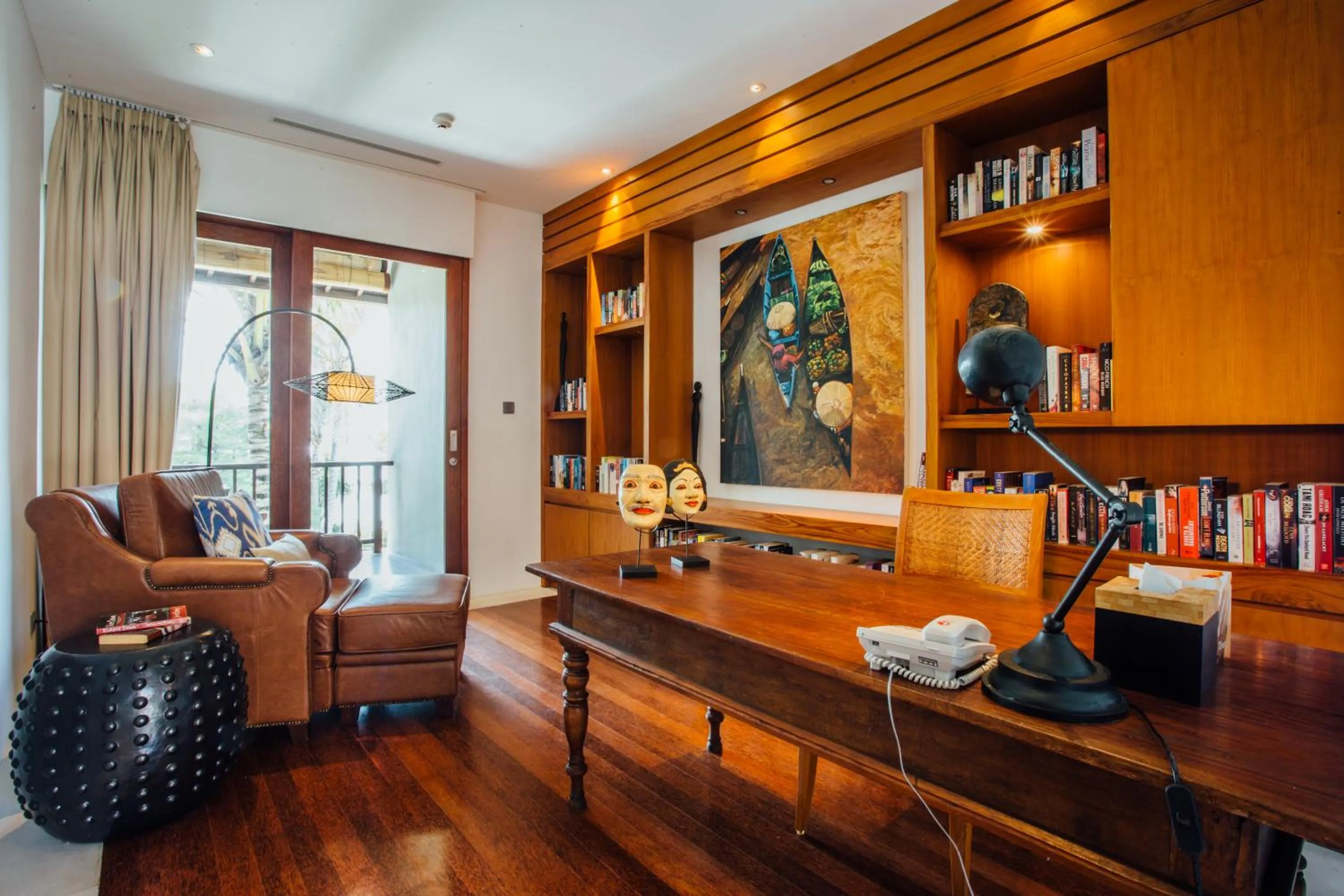 Library in Anapuri Villas