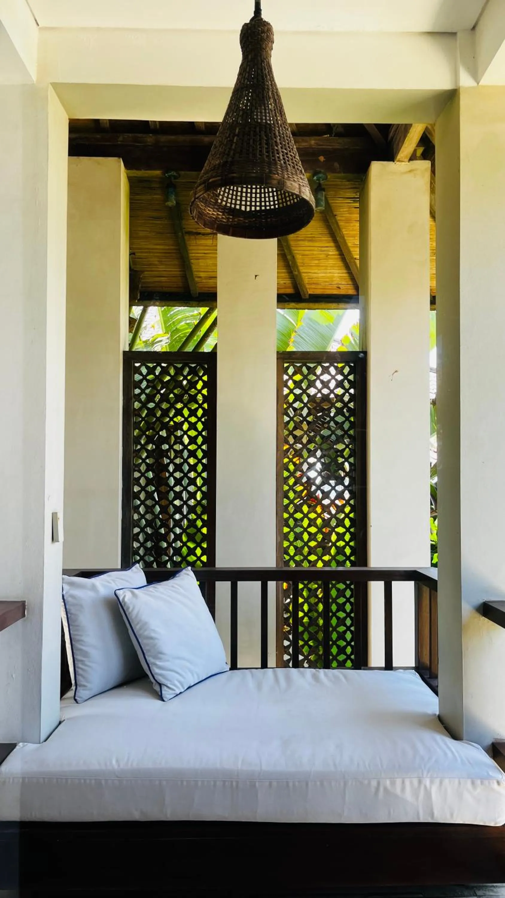 Balcony/Terrace, Bed in Anapuri Villas