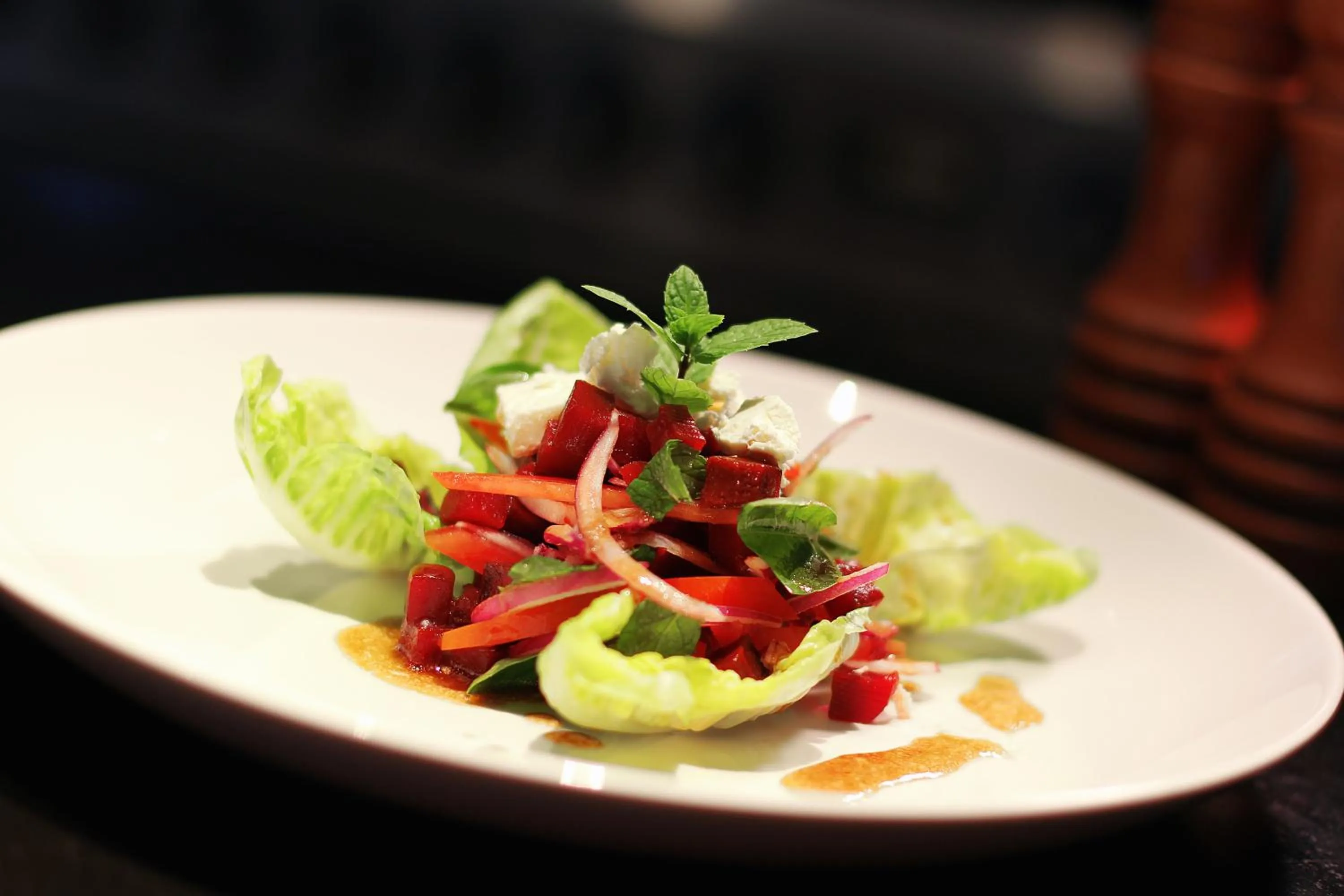 Restaurant/places to eat in Anapuri Villas