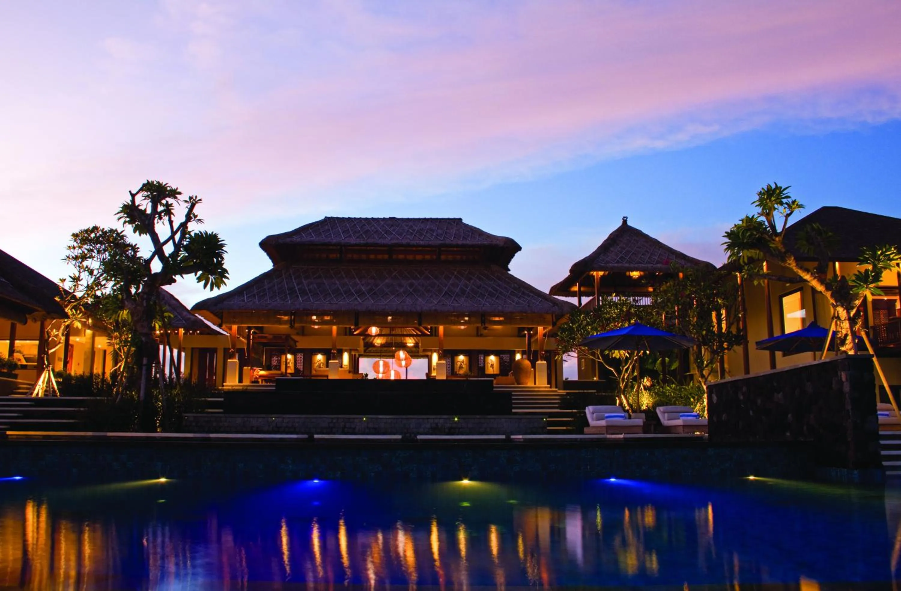 Property building in Anapuri Villas