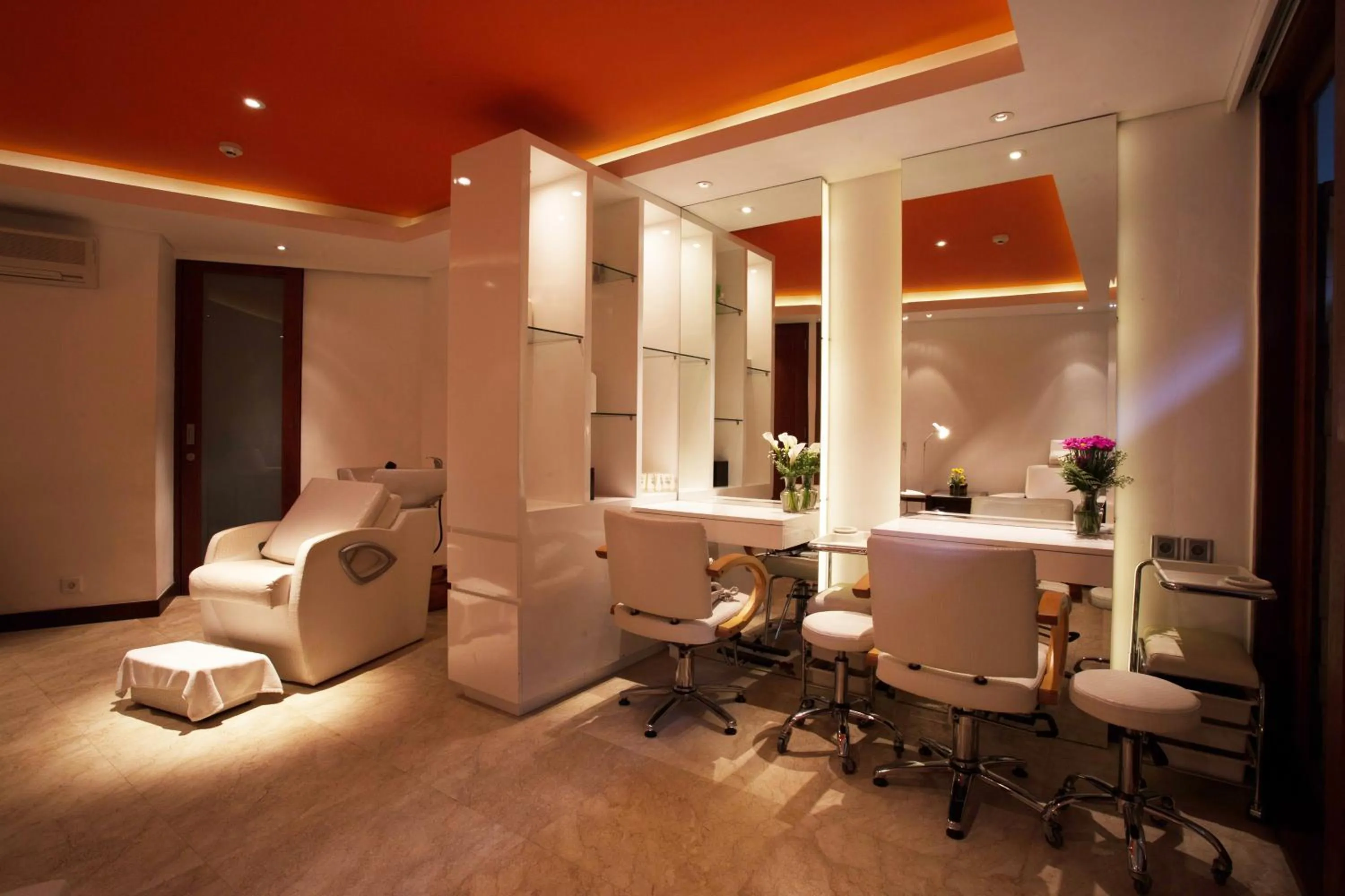 Spa and wellness centre/facilities in Anapuri Villas