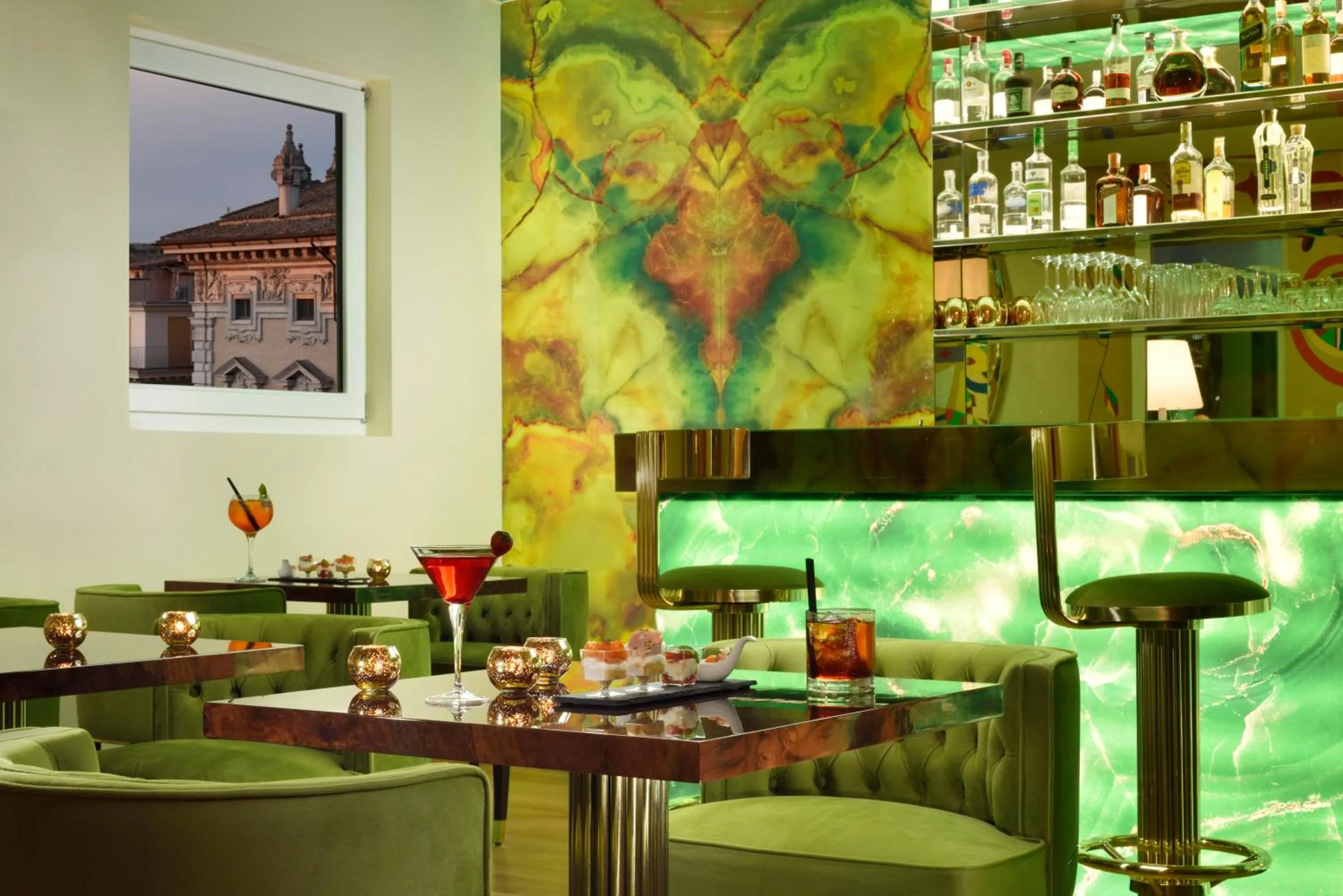 Lounge or bar in Lifestyle Suites Rome