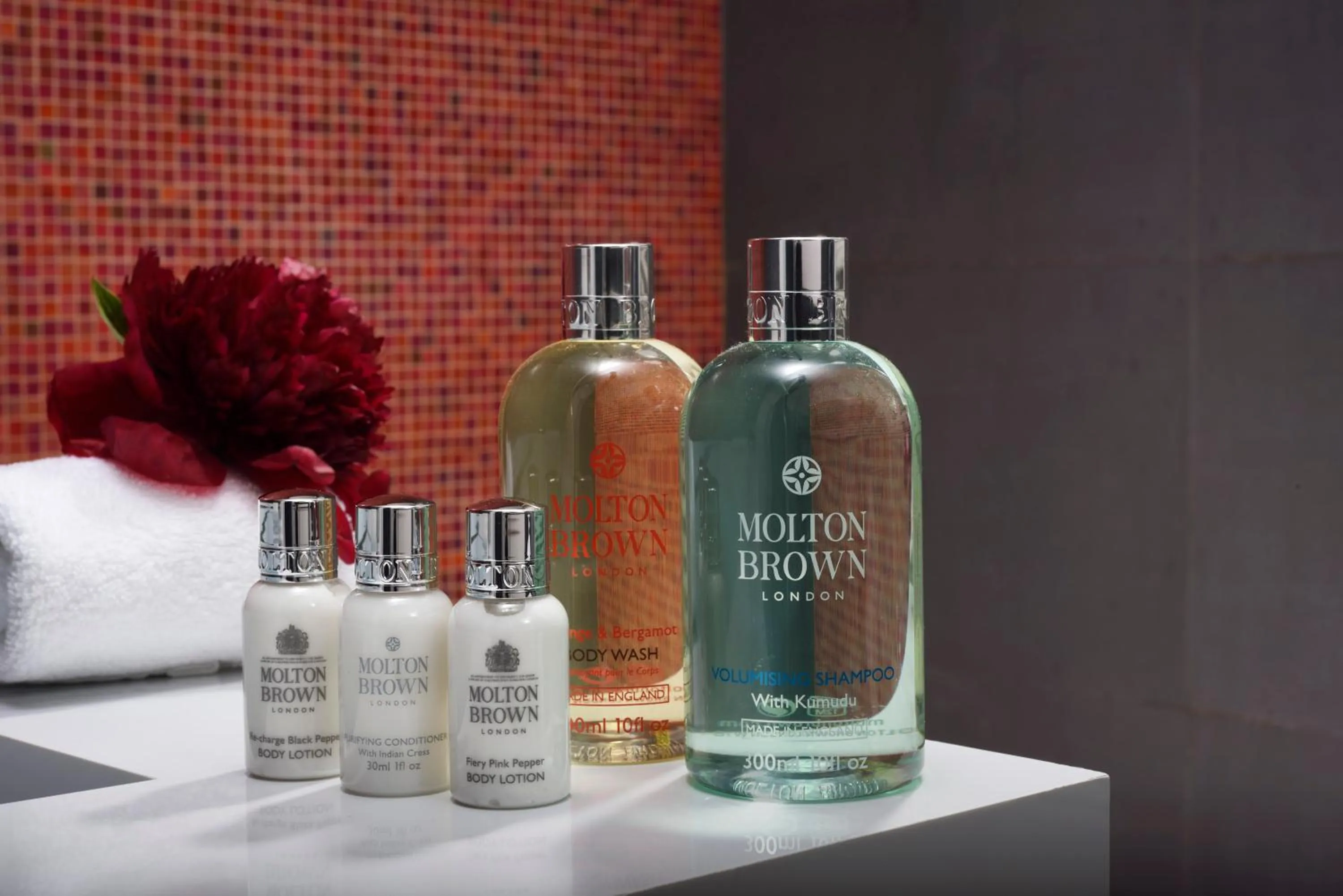 Bathroom in Lifestyle Suites Rome