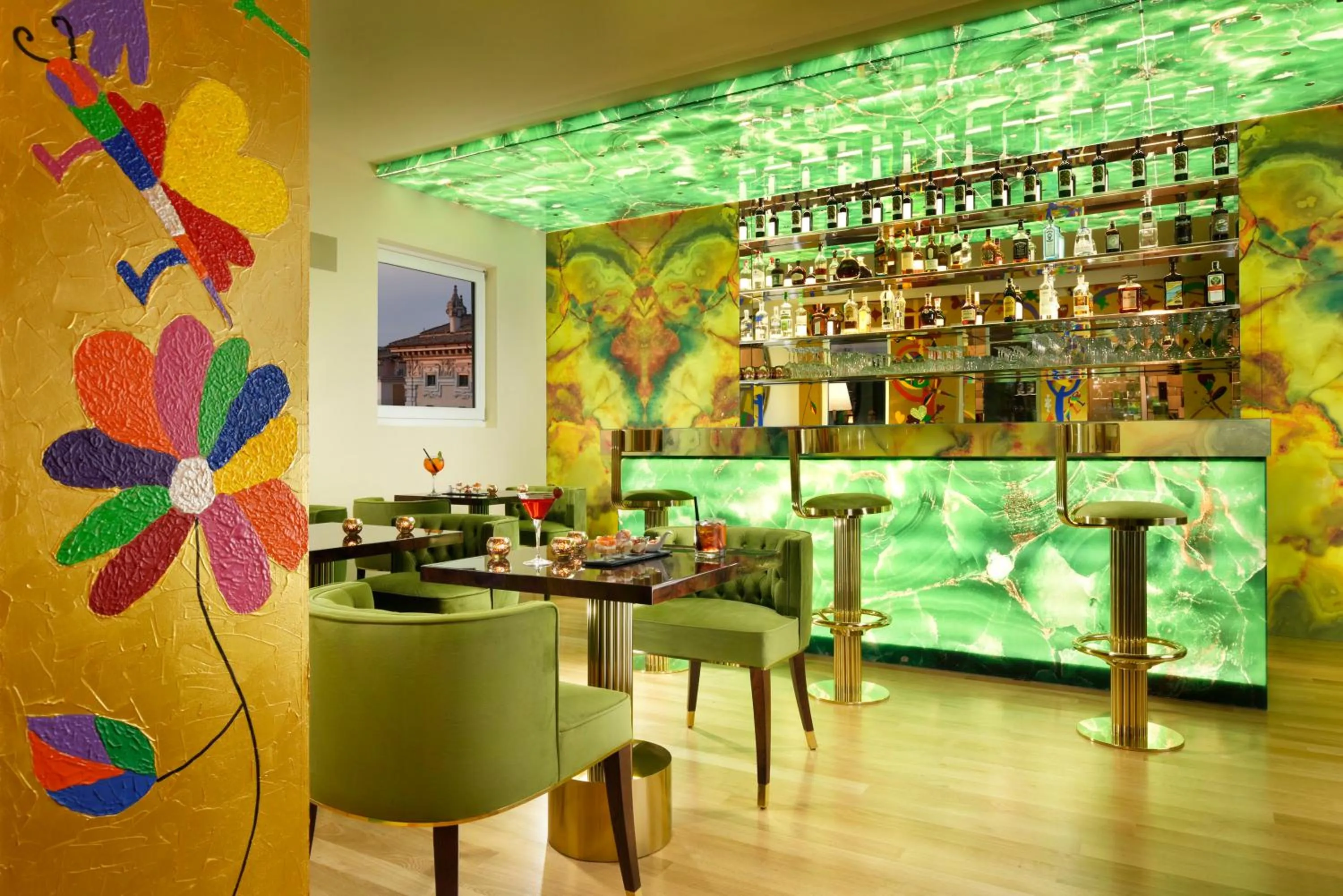 Lounge or bar in Lifestyle Suites Rome