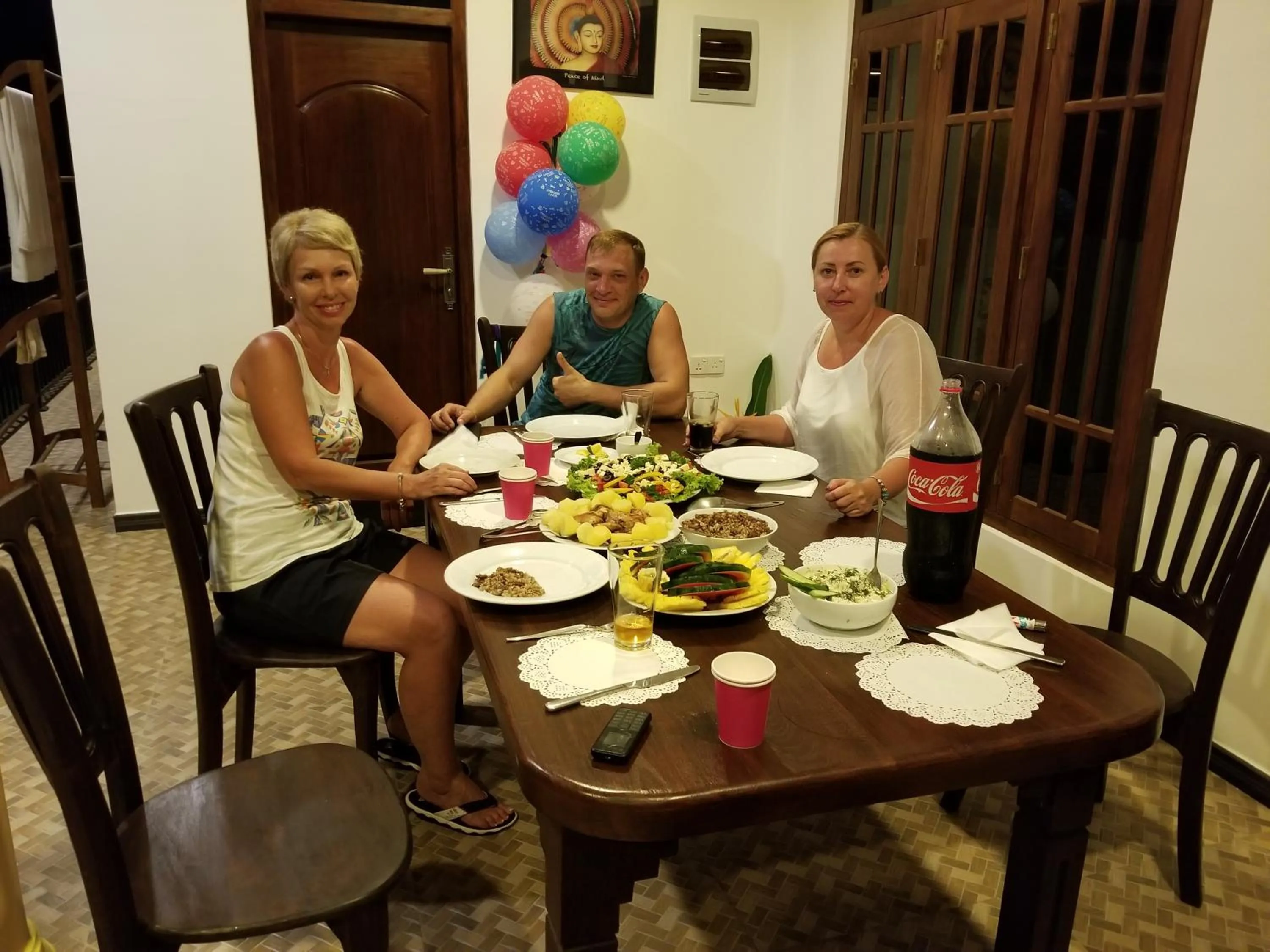 Breakfast in Coral Palm Villa and Apartment