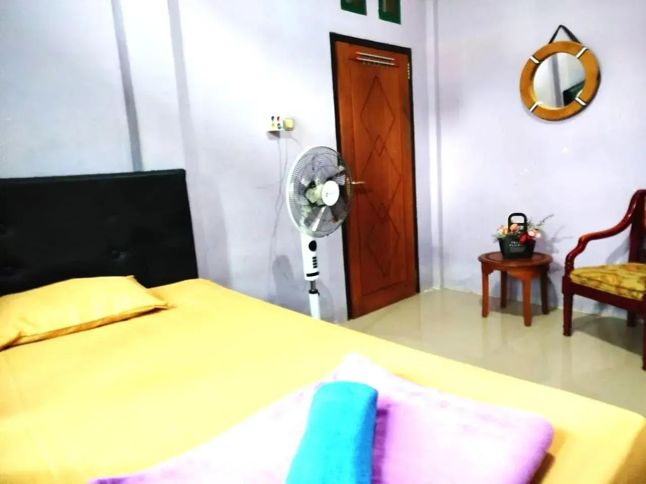 Economy Twin Room in Kurnia Homestay Economy Twin Room in Kurnia Homestay
