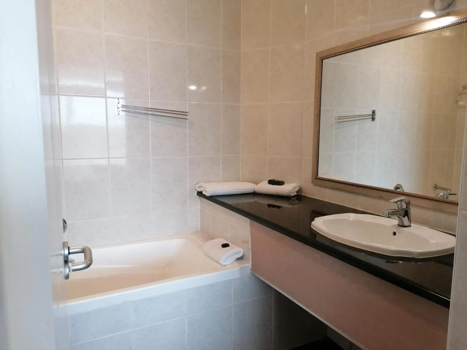 Bathroom in Cape Town Beachfront Apartments at Leisure Bay