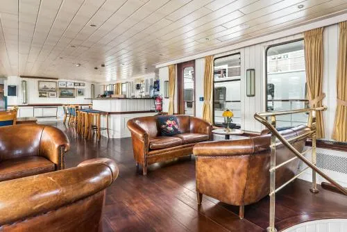 Botel Van Aemstel