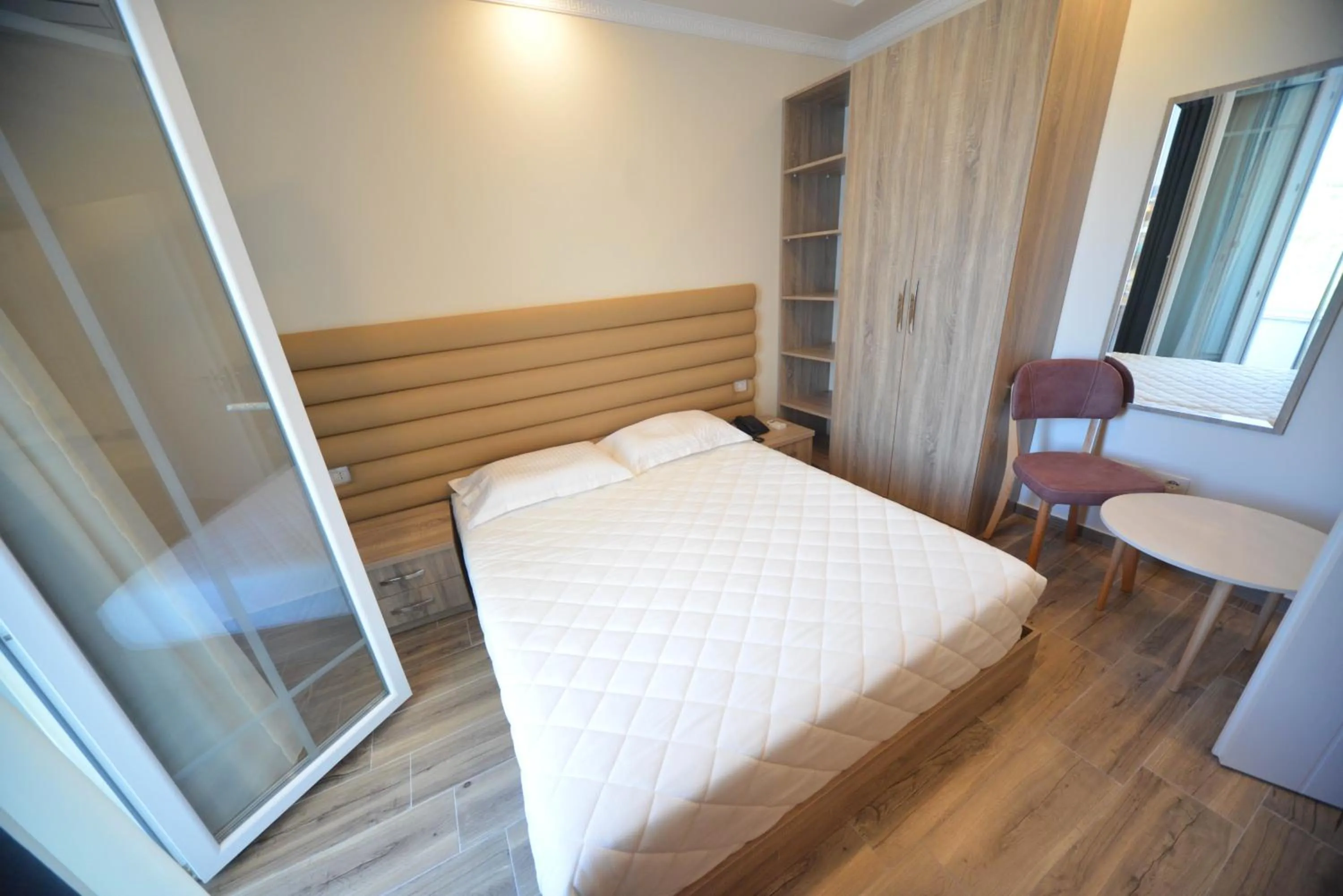 Photo of the whole room, Bed in Hotel Elesio