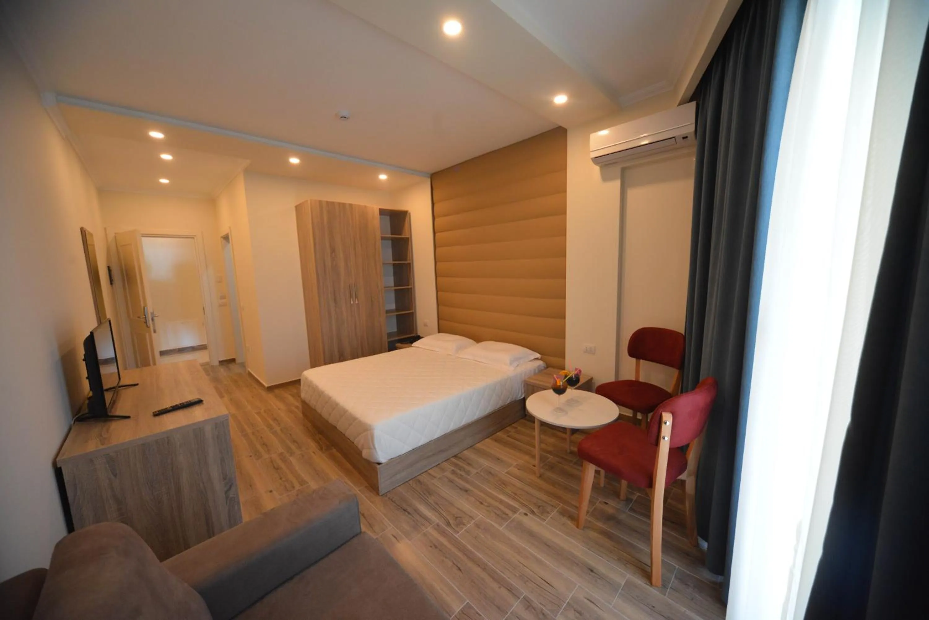 Sea view, Bed in Hotel Elesio