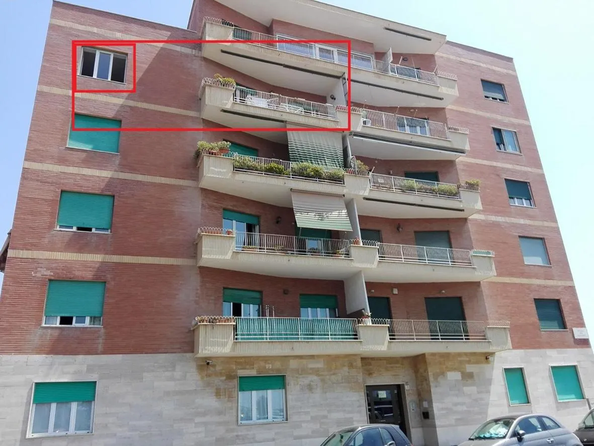 Property building in La finestra sul mare