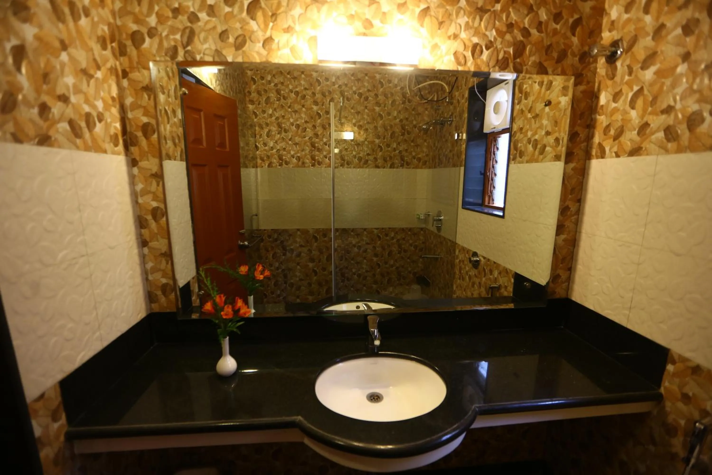 Bathroom in Western Valley Resorts Ooty