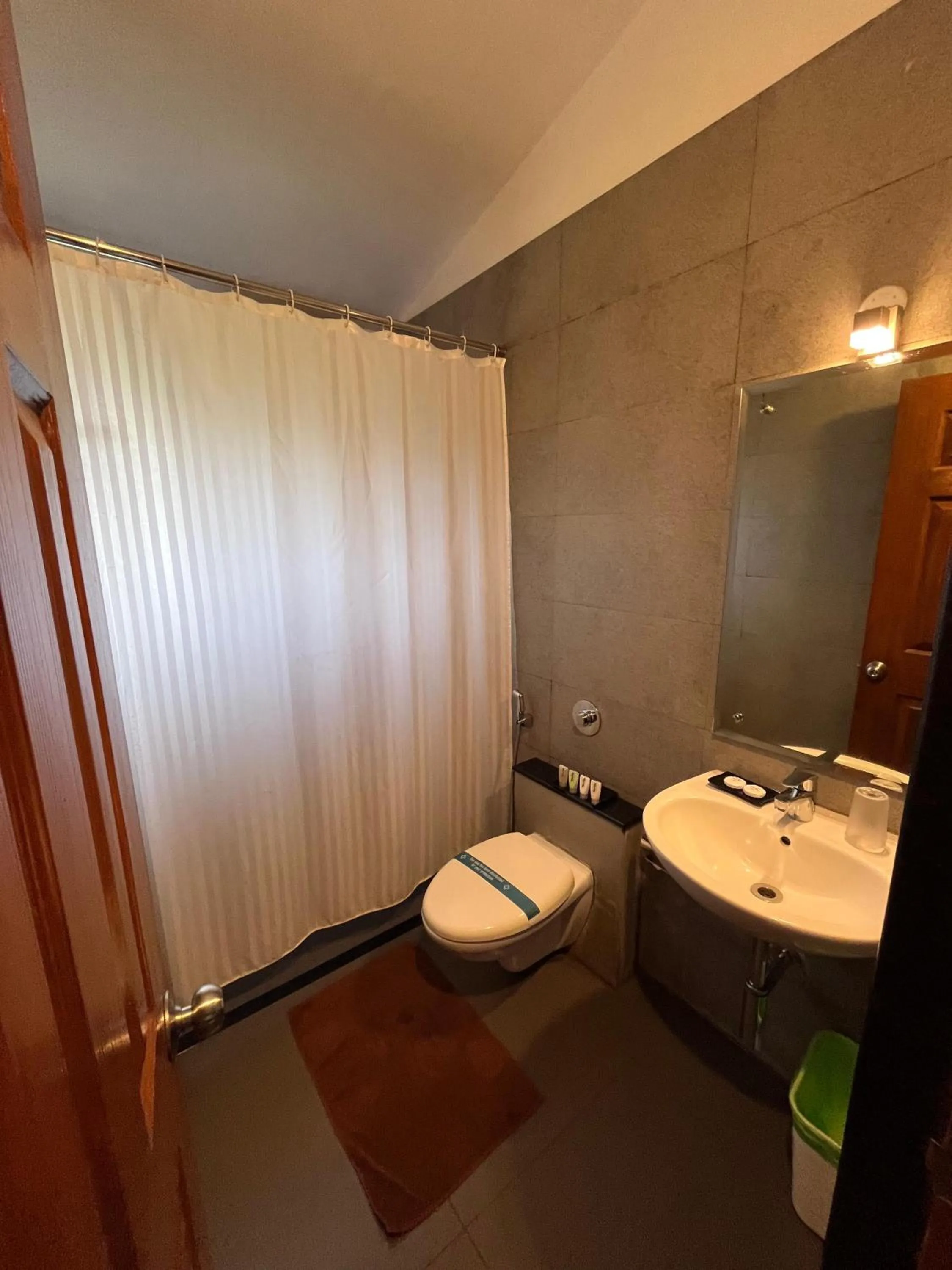 Bathroom in Western Valley Resorts Ooty