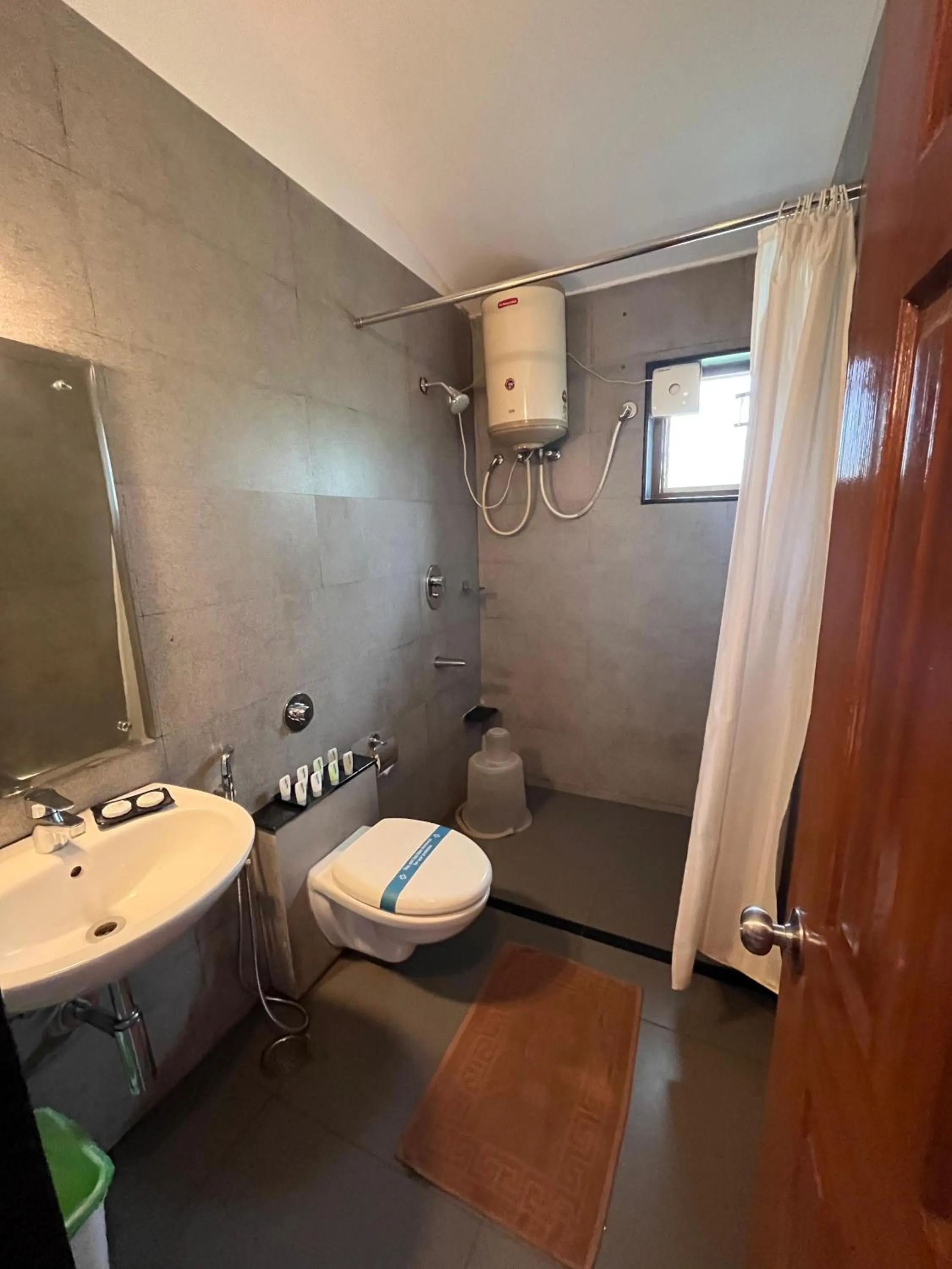 Bathroom in Western Valley Resorts Ooty