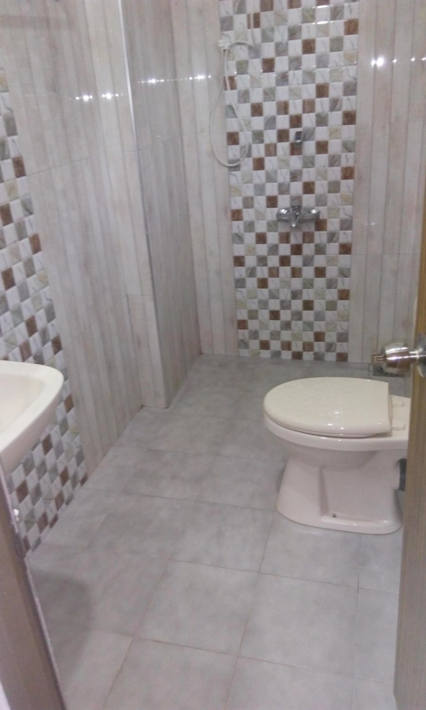 Toilet in Mama Cottage Ella