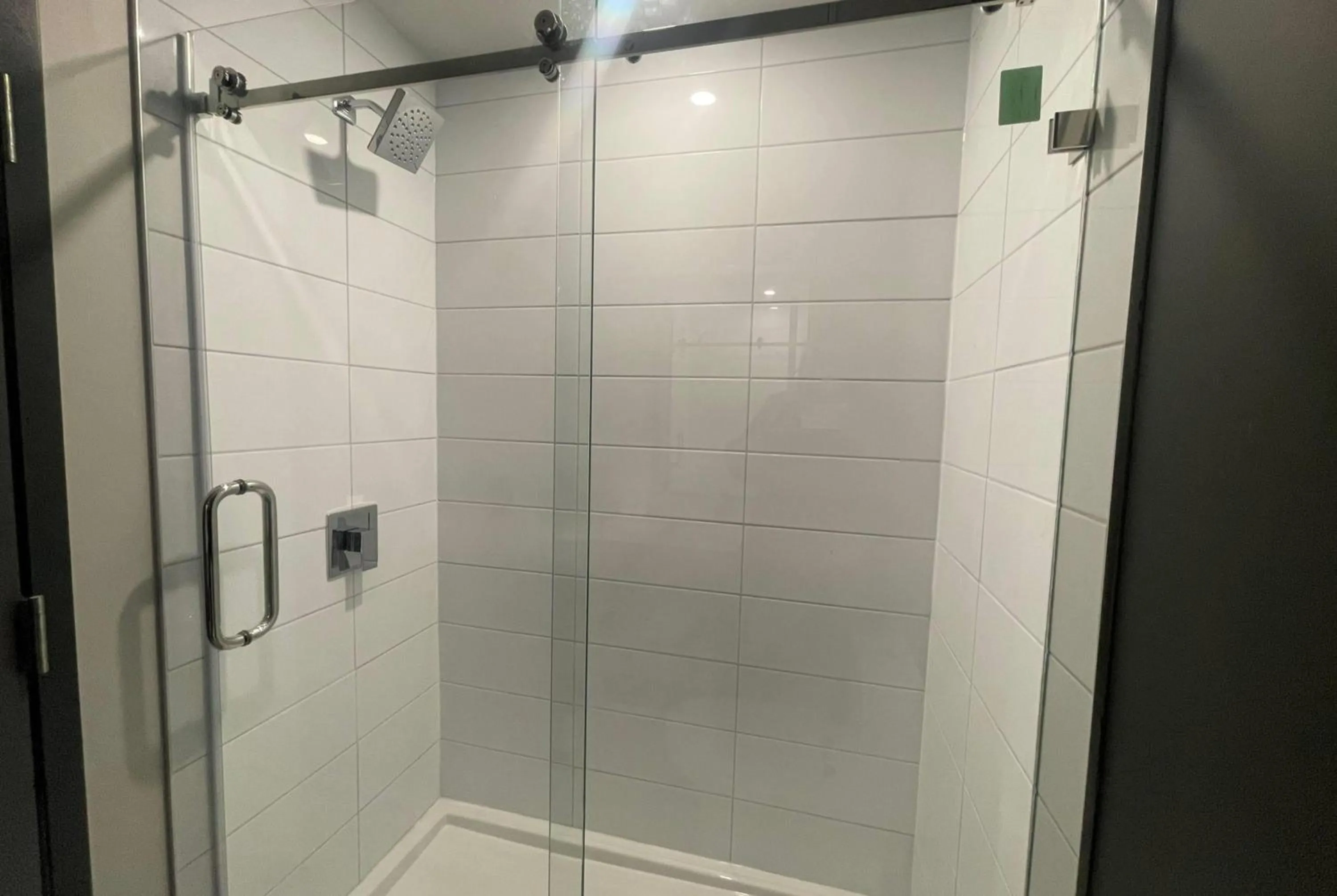 Bathroom in La Quinta Inn & Suites by Wyndham Kelowna BC