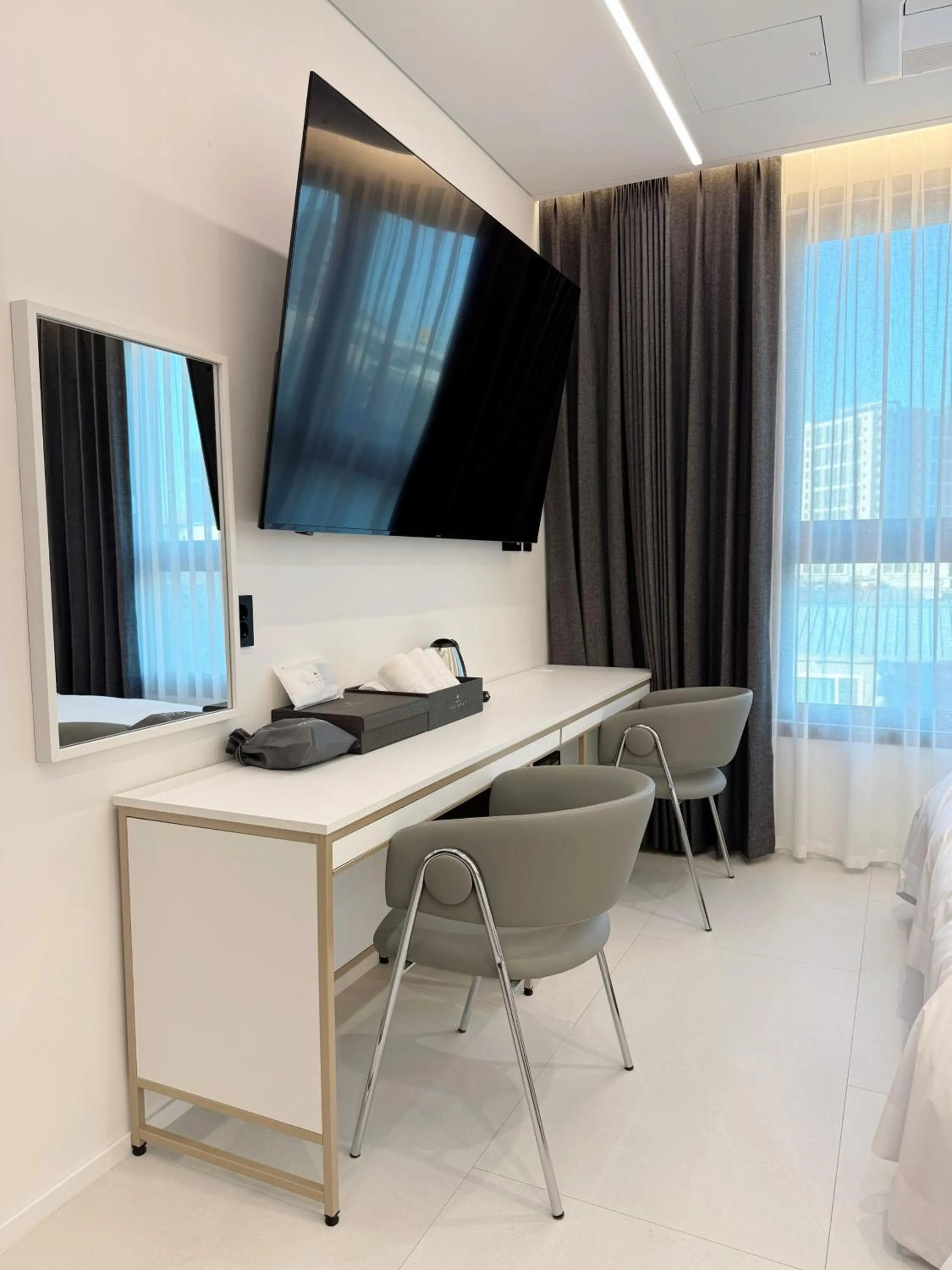 Bedroom in Pyeongtaek Hotel The Gray Songtan