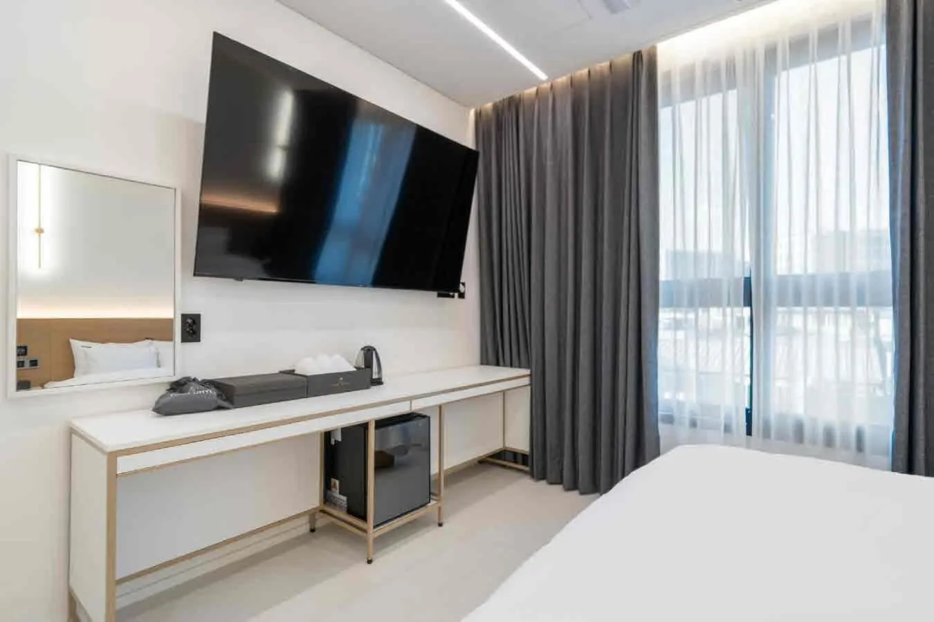 Bedroom, Bed in Pyeongtaek Hotel The Gray Songtan