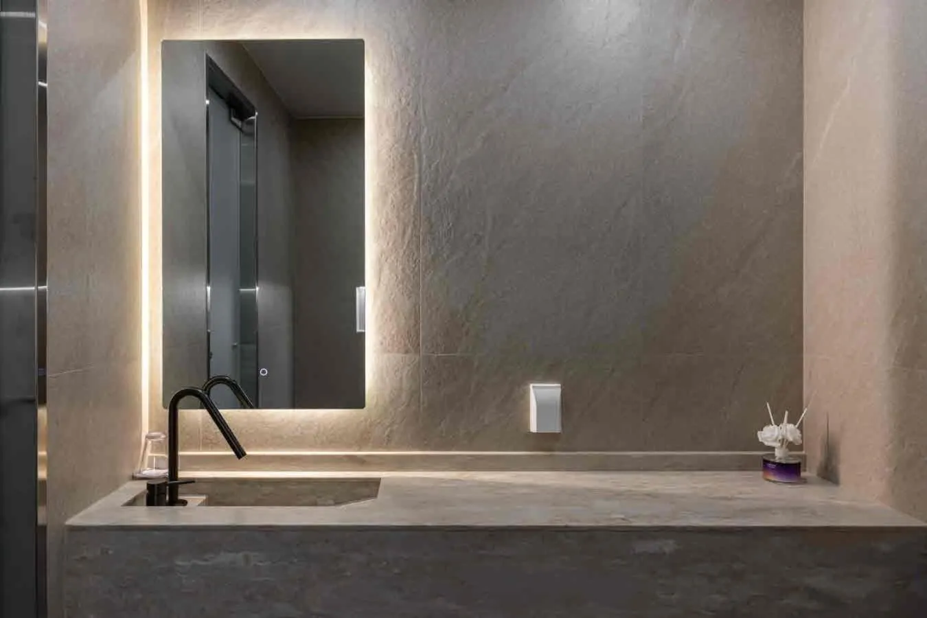 Bathroom in Pyeongtaek Hotel The Gray Songtan