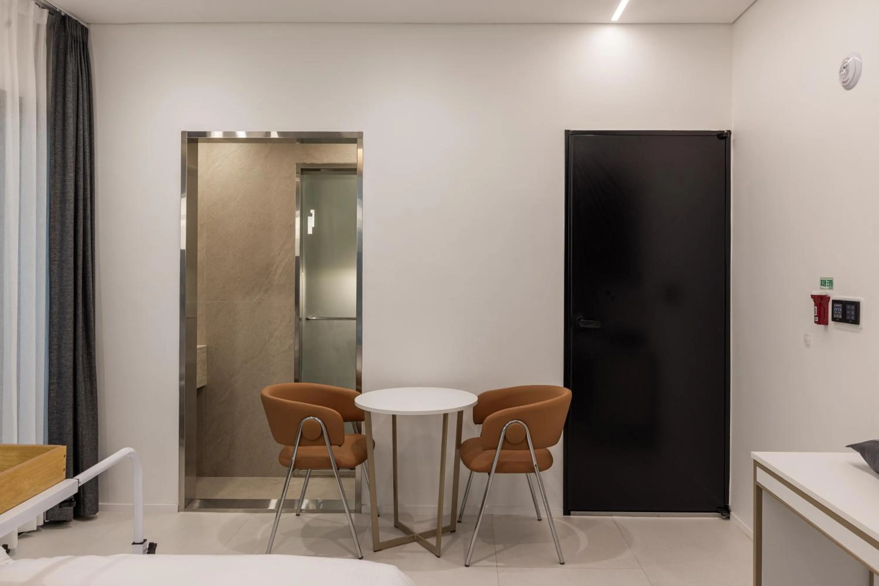 Bedroom in Pyeongtaek Hotel The Gray Songtan