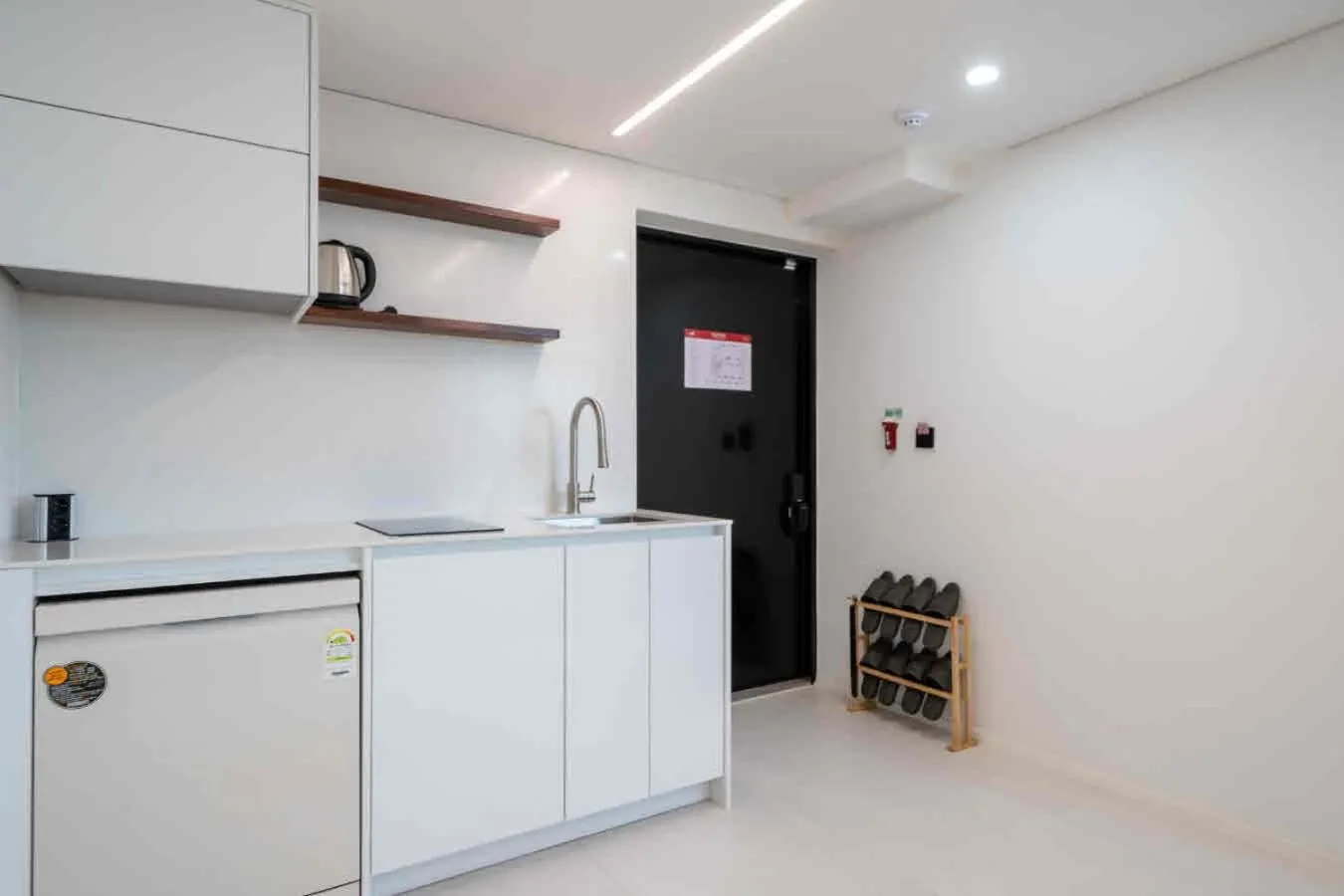 Kitchen or kitchenette in Pyeongtaek Hotel The Gray Songtan