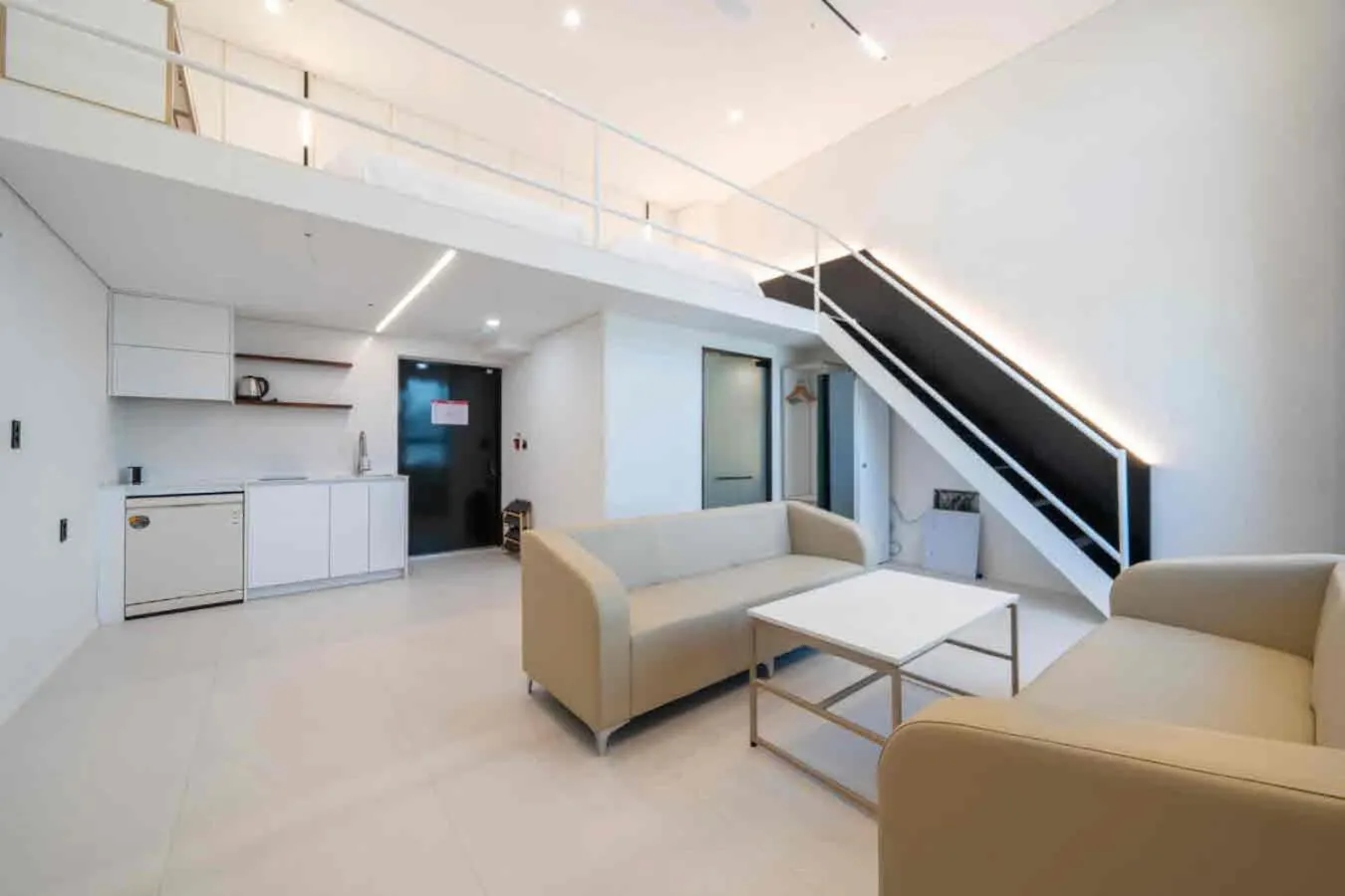 Living room in Pyeongtaek Hotel The Gray Songtan