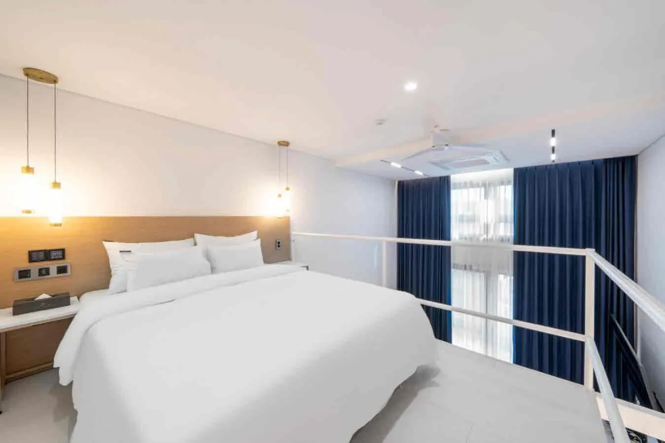 Bedroom, Bed in Pyeongtaek Hotel The Gray Songtan