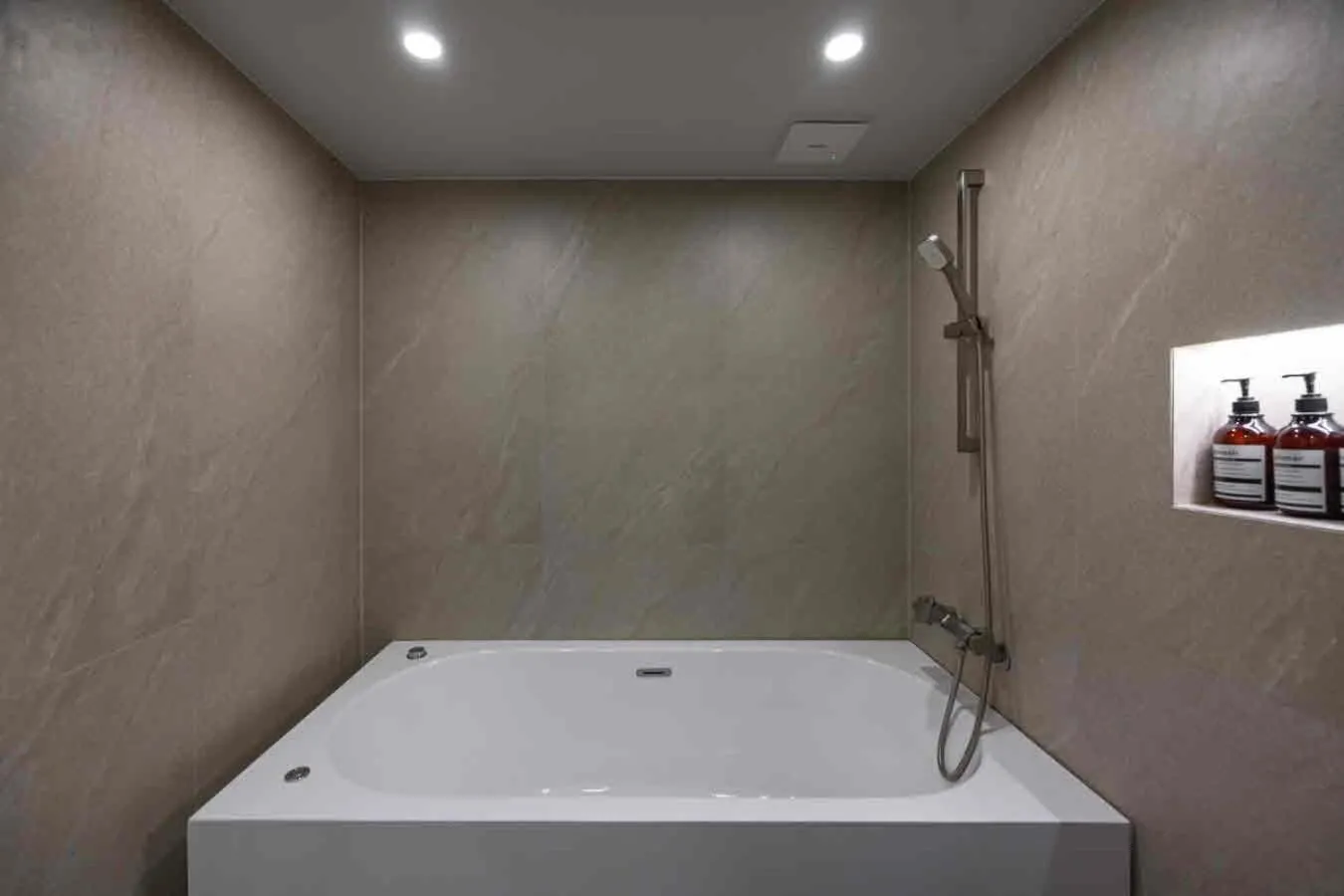 Bathroom in Pyeongtaek Hotel The Gray Songtan