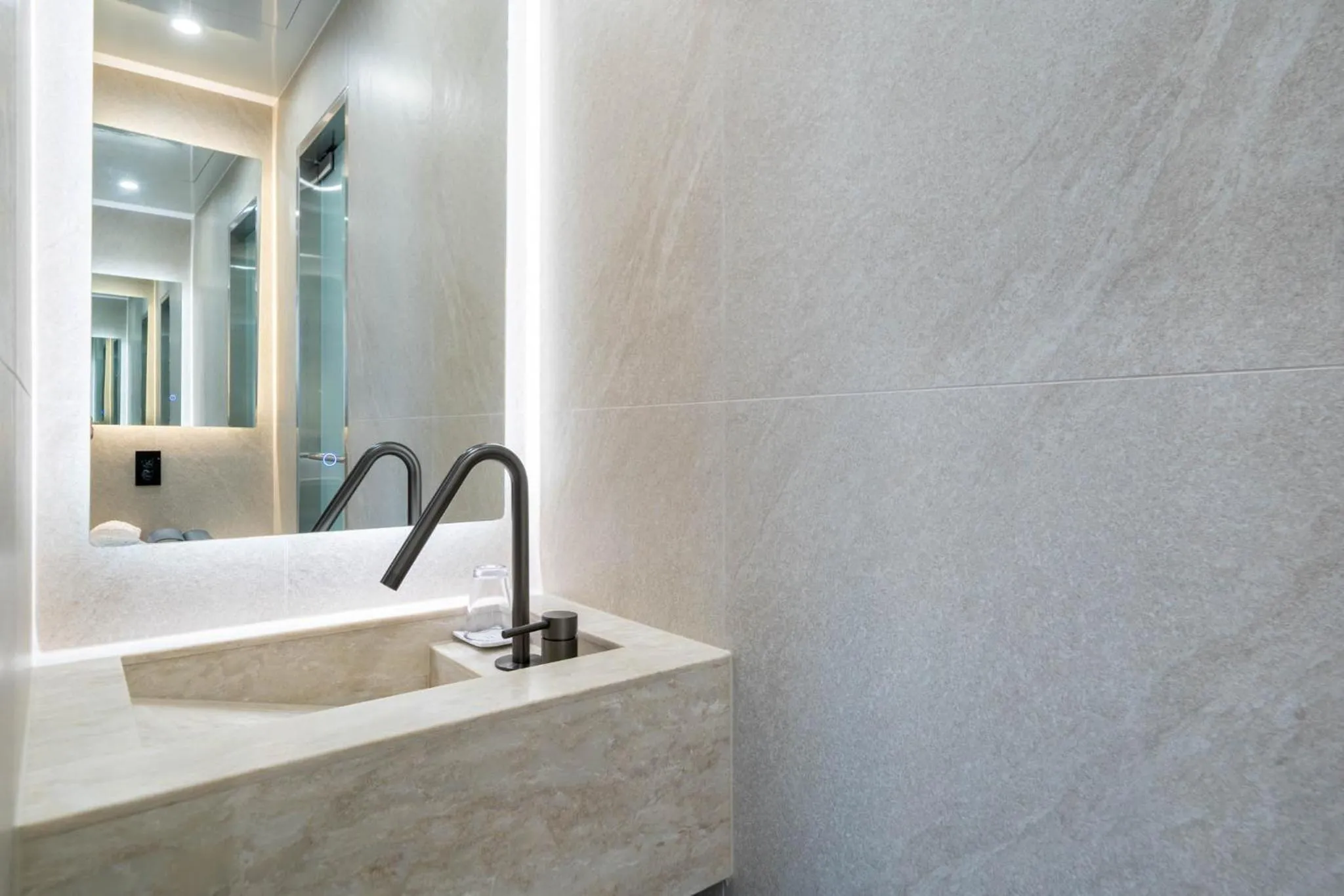 Bathroom in Pyeongtaek Hotel The Gray Songtan