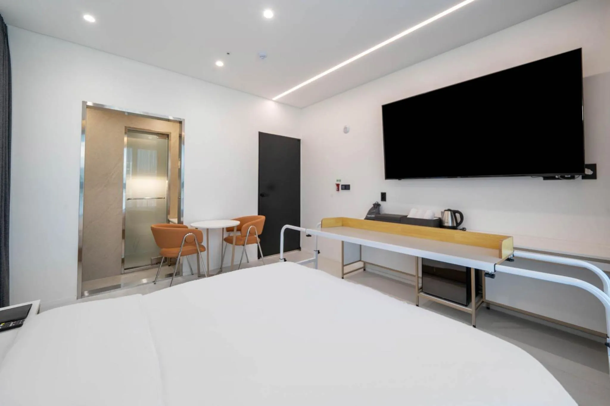 Bedroom in Pyeongtaek Hotel The Gray Songtan