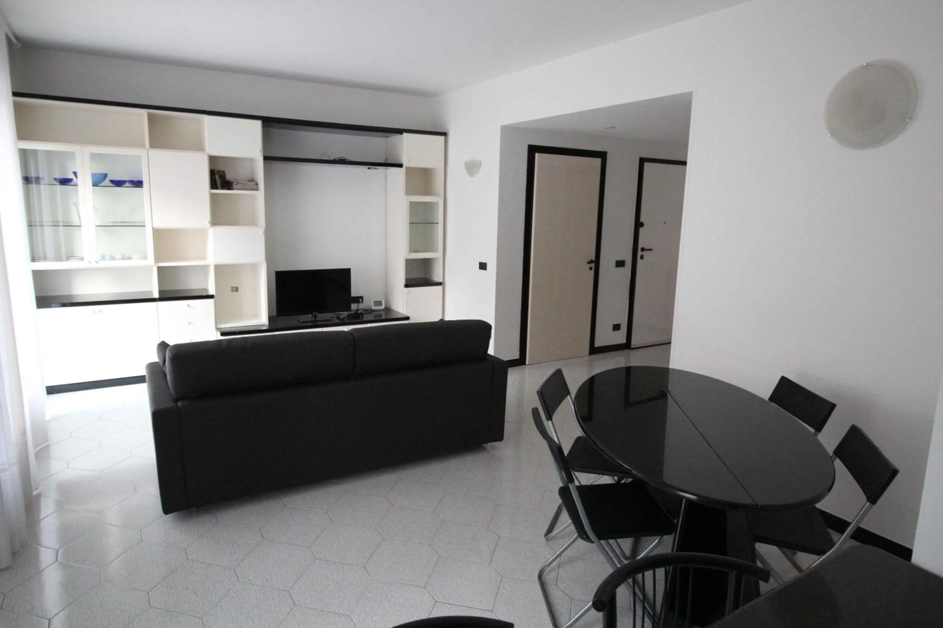 Two-Bedroom Apartment - Miramare 1 in Miramare