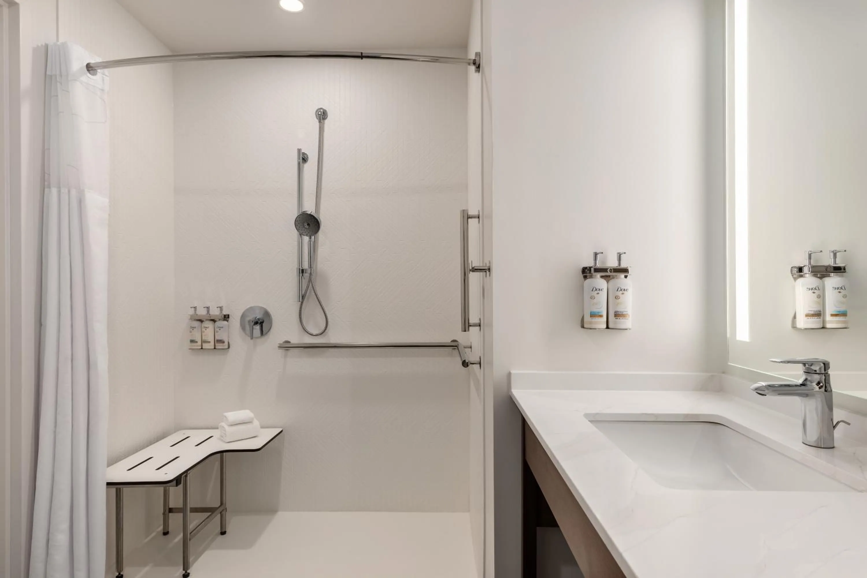 Staybridge Suites Norfolk Airport by IHG