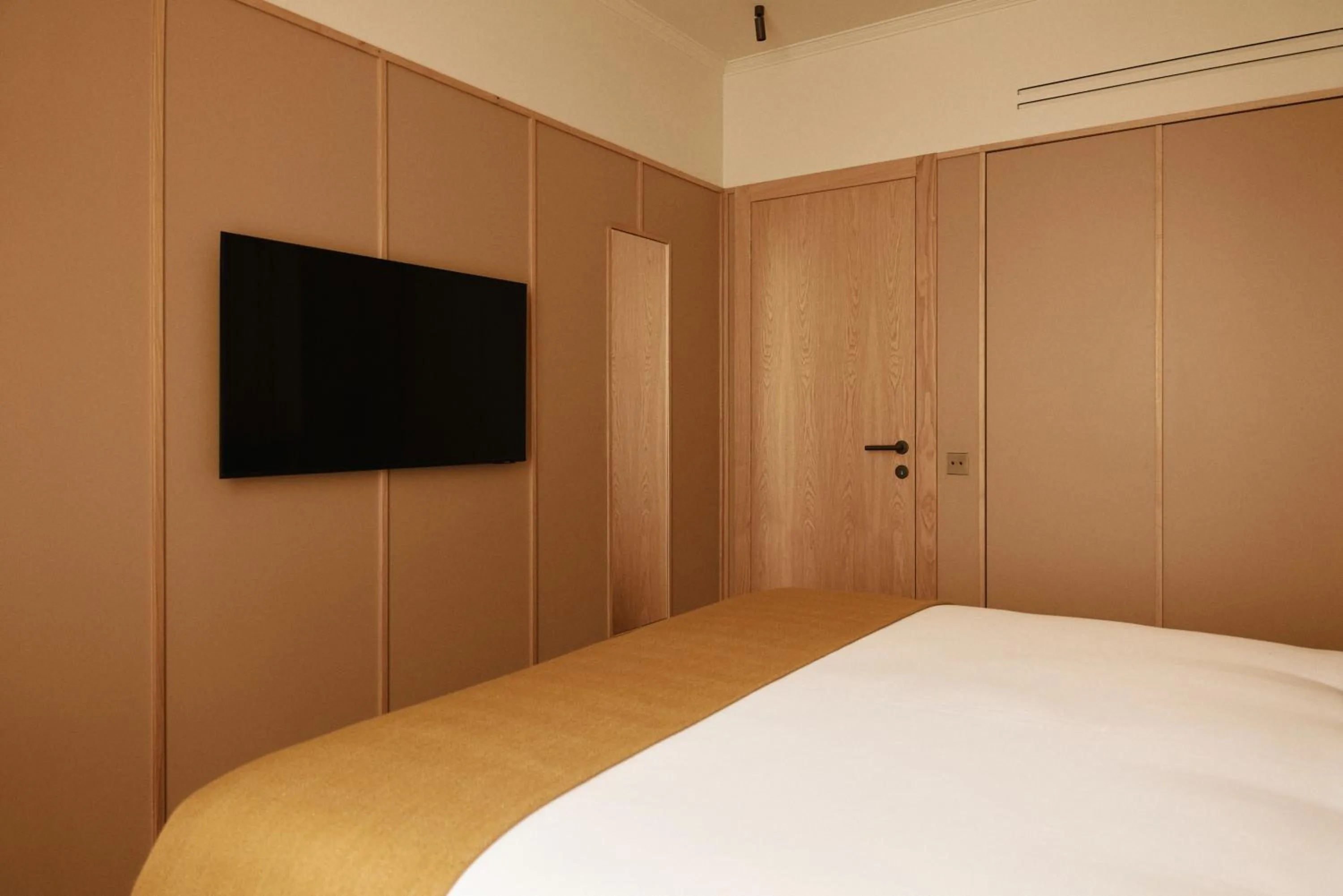 Communal lounge/ TV room, Bed in HIGHSTAY Maisons - Vintimille