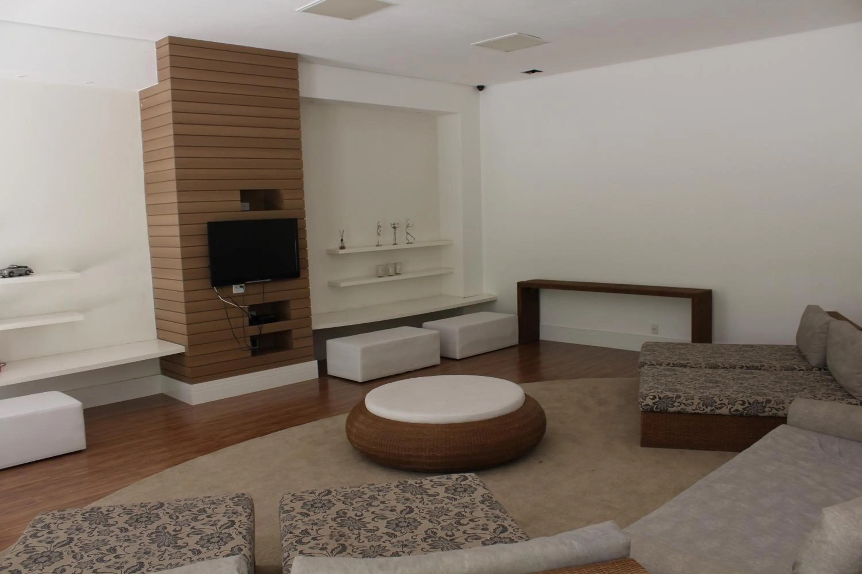 Communal lounge/ TV room in Apto Vista Mar Com Lazer Total