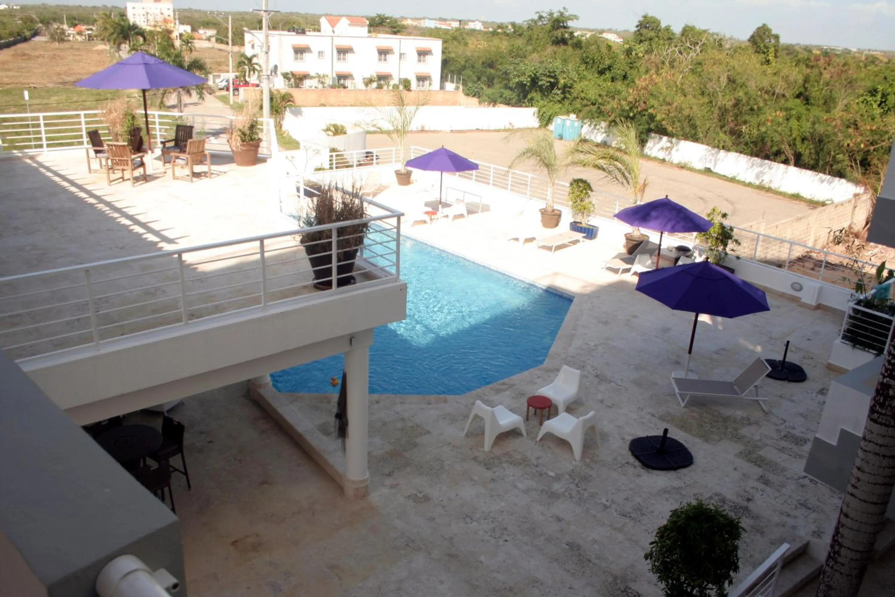 Swimming pool in Vista Marina Residence