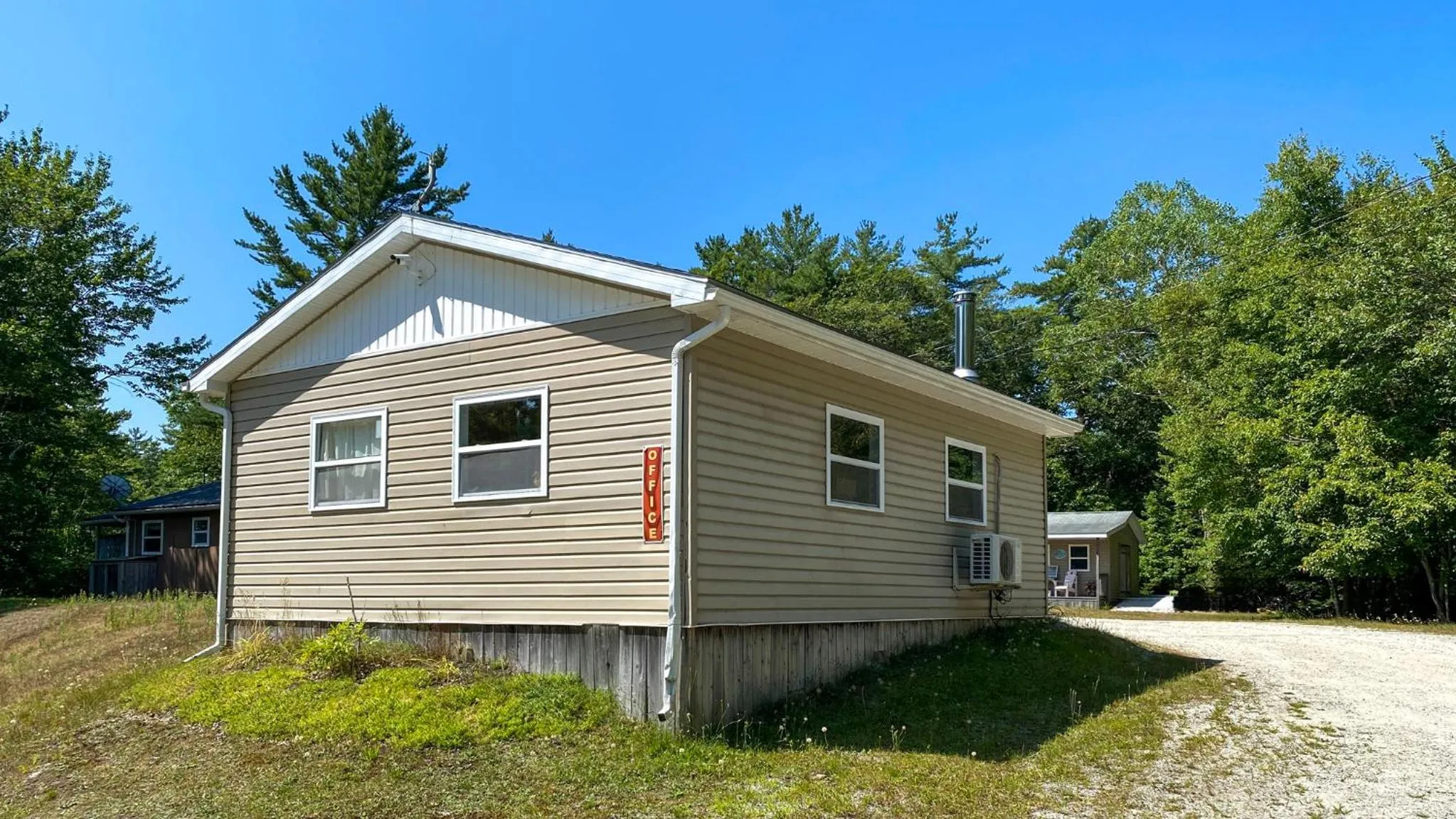 Roseway River Cottages