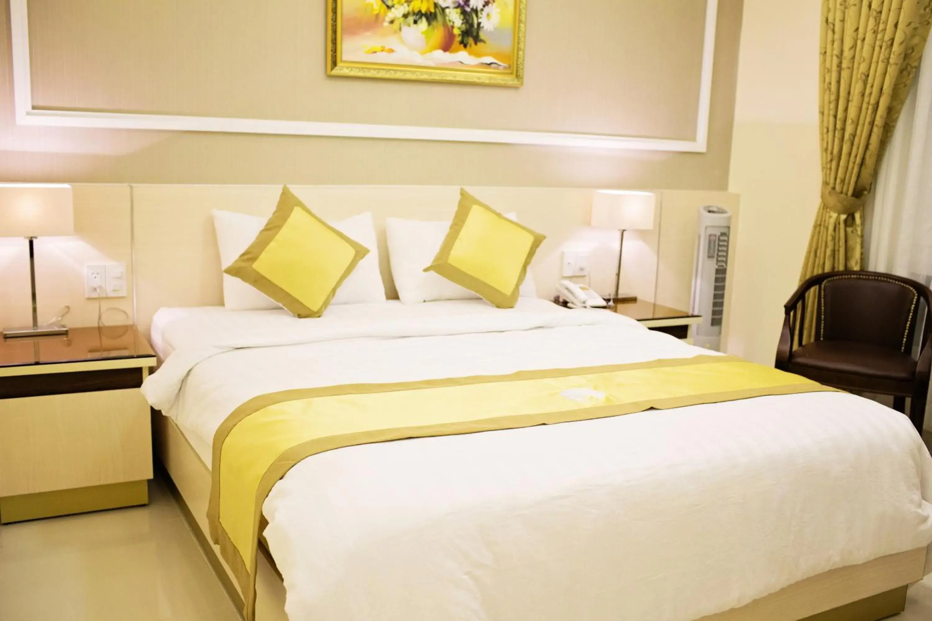Bedroom, Bed in Hotel Hoang Minh Chau Bedroom, Bed in Hotel Hoang Minh Chau