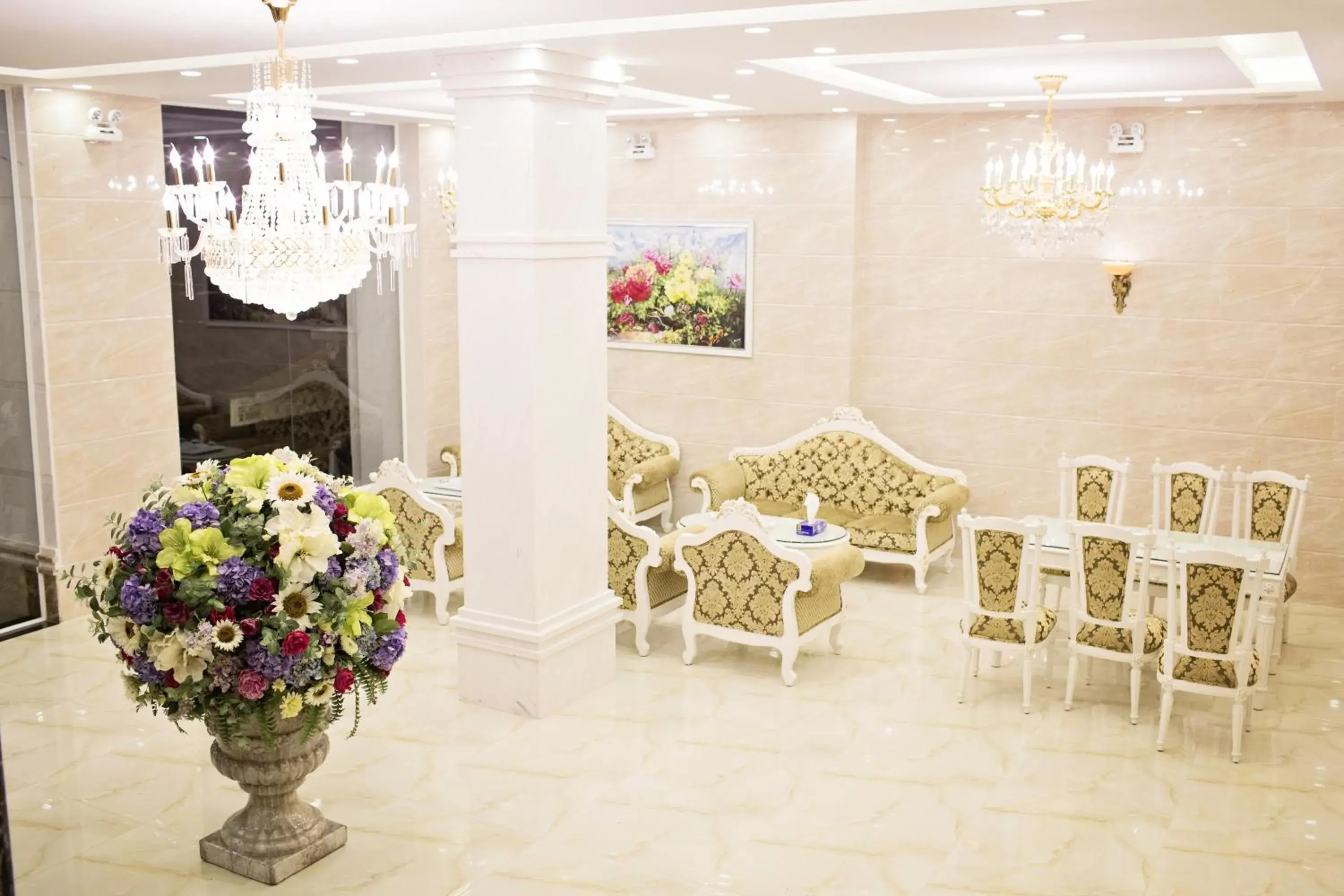 Restaurant/places to eat in Hotel Hoang Minh Chau Restaurant/places to eat in Hotel Hoang Minh Chau
