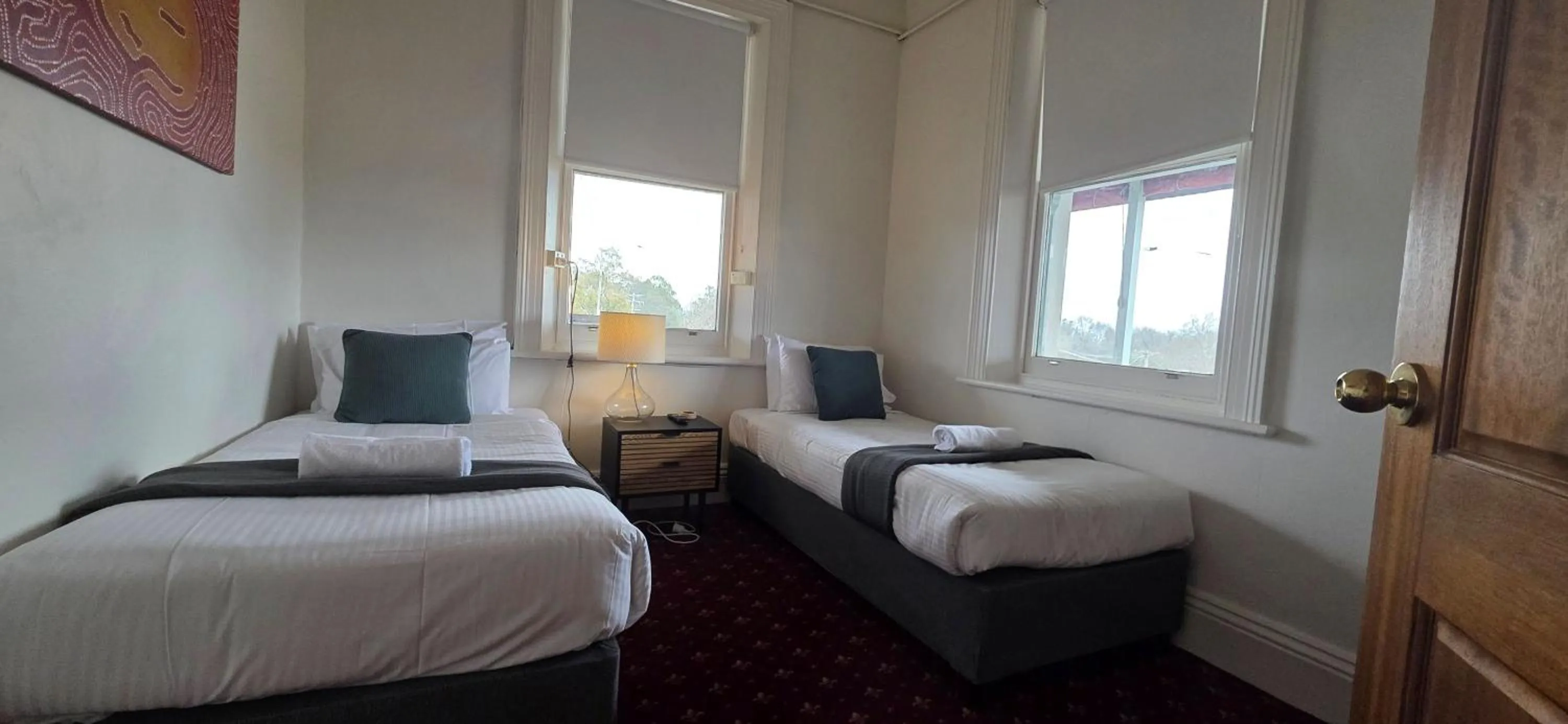 Bedroom, Bed in The Corner Hotel Alexandra