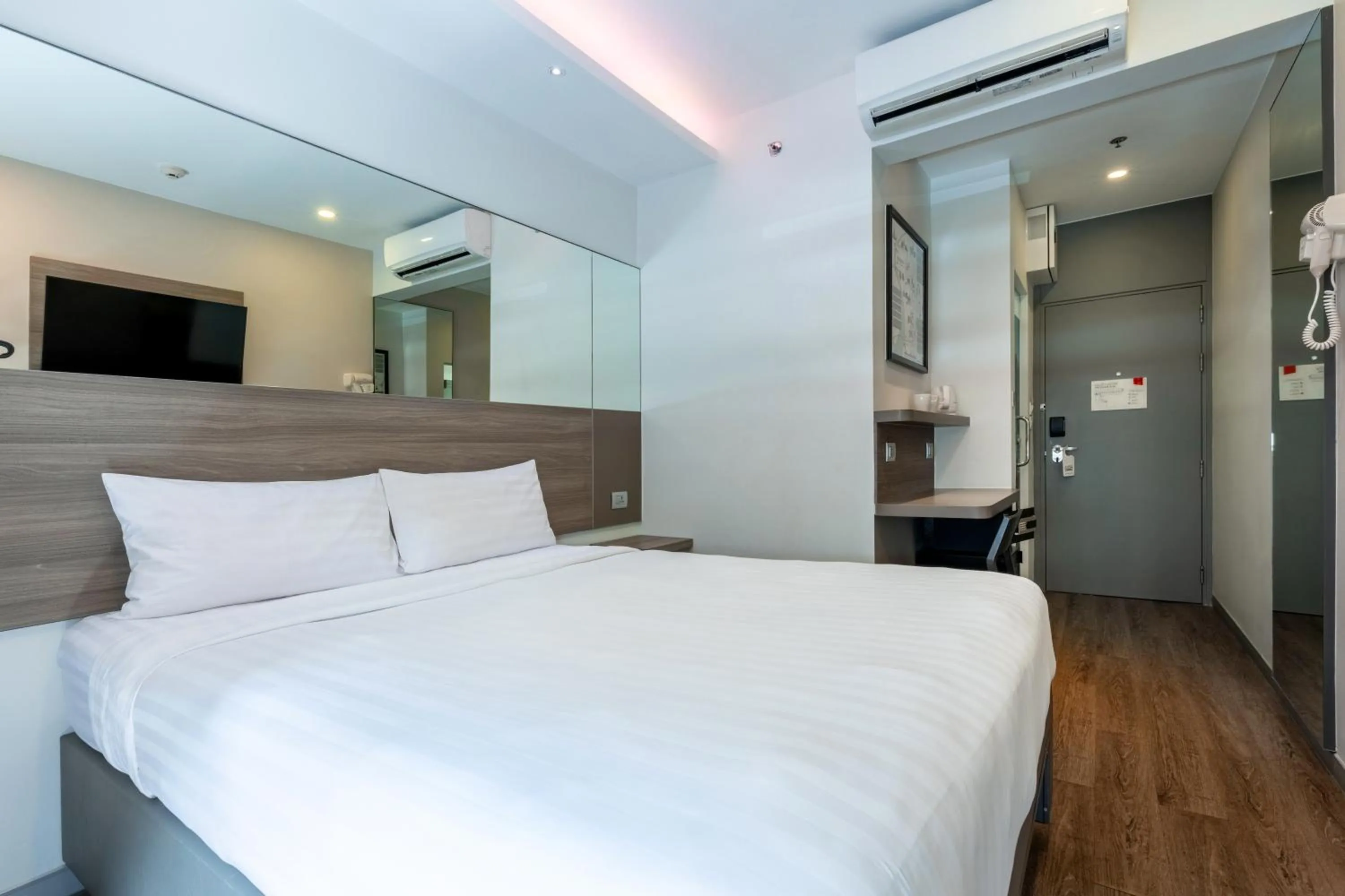 Bed in Easy Planet Bangkok Surawong