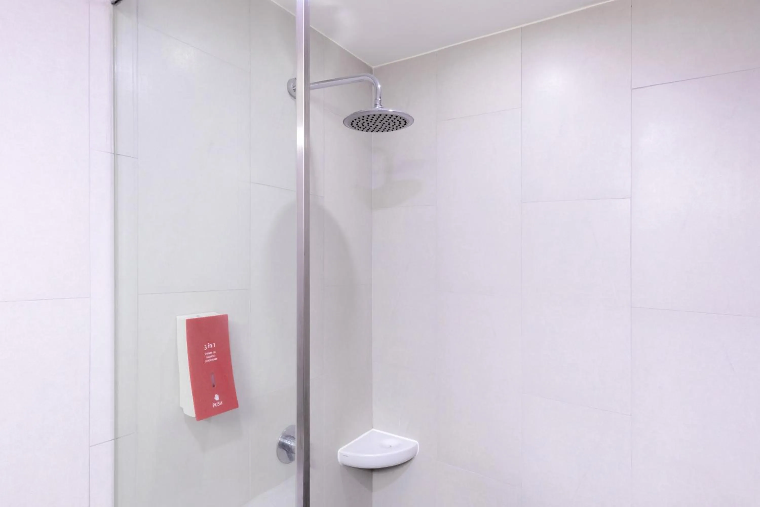 Toilet in Easy Planet Bangkok Surawong