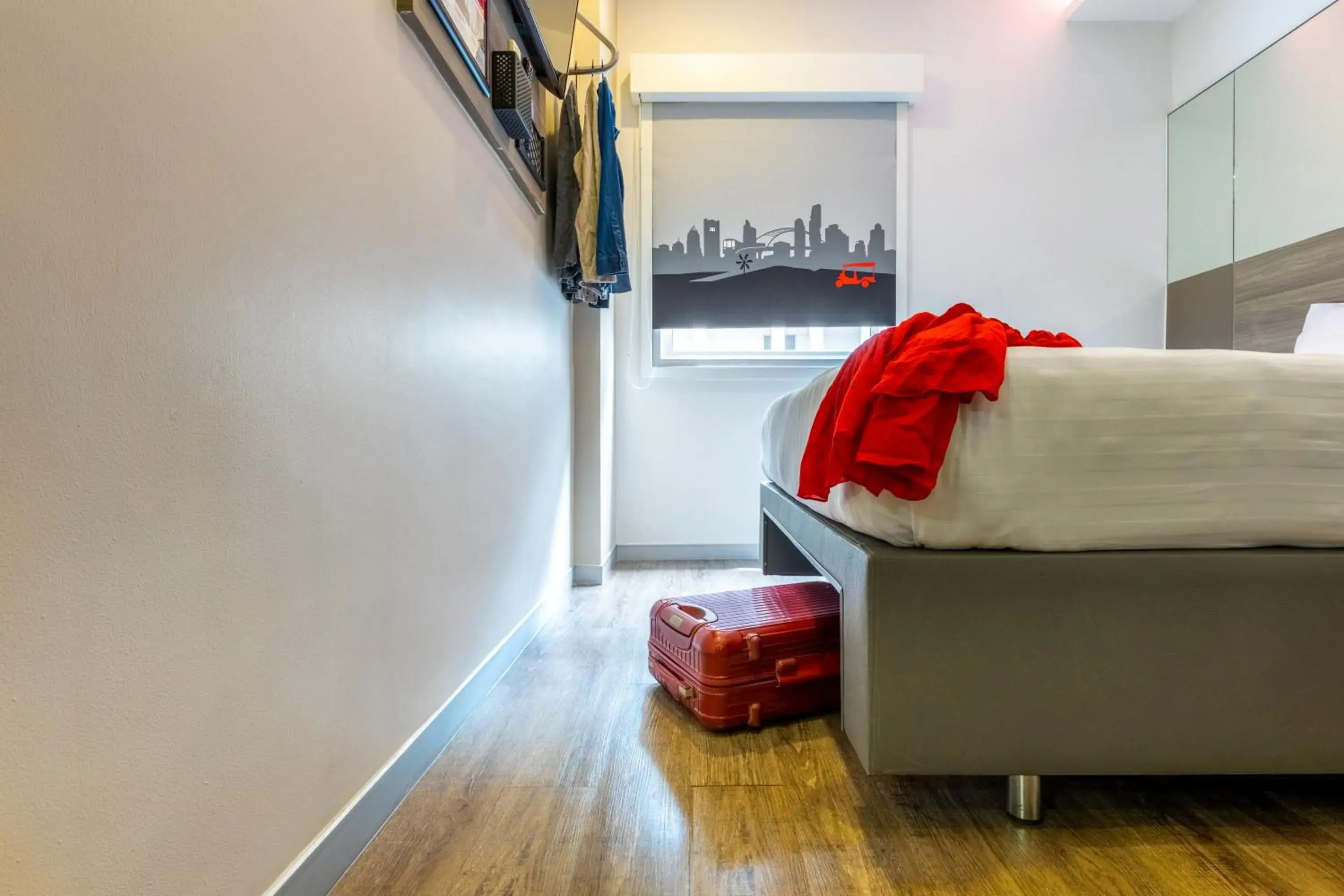 Photo of the whole room, Bed in Easy Planet Bangkok Surawong Photo of the whole room, Bed in Easy Planet Bangkok Surawong