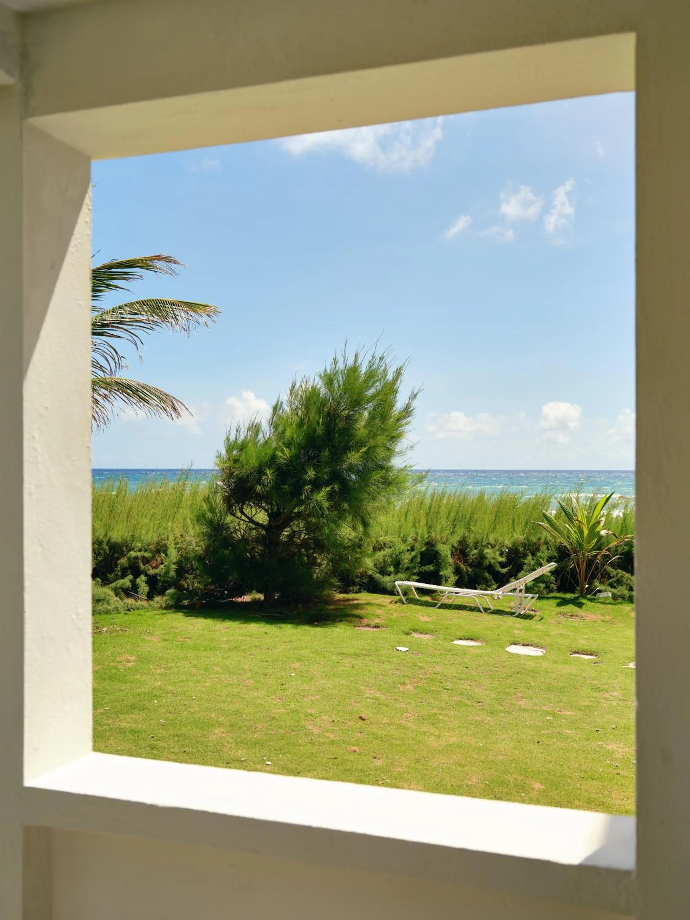 Sea view in Ocean Spray Apartments