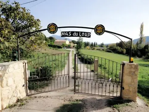 Le Mas Du Loup Le Mas Du Loup