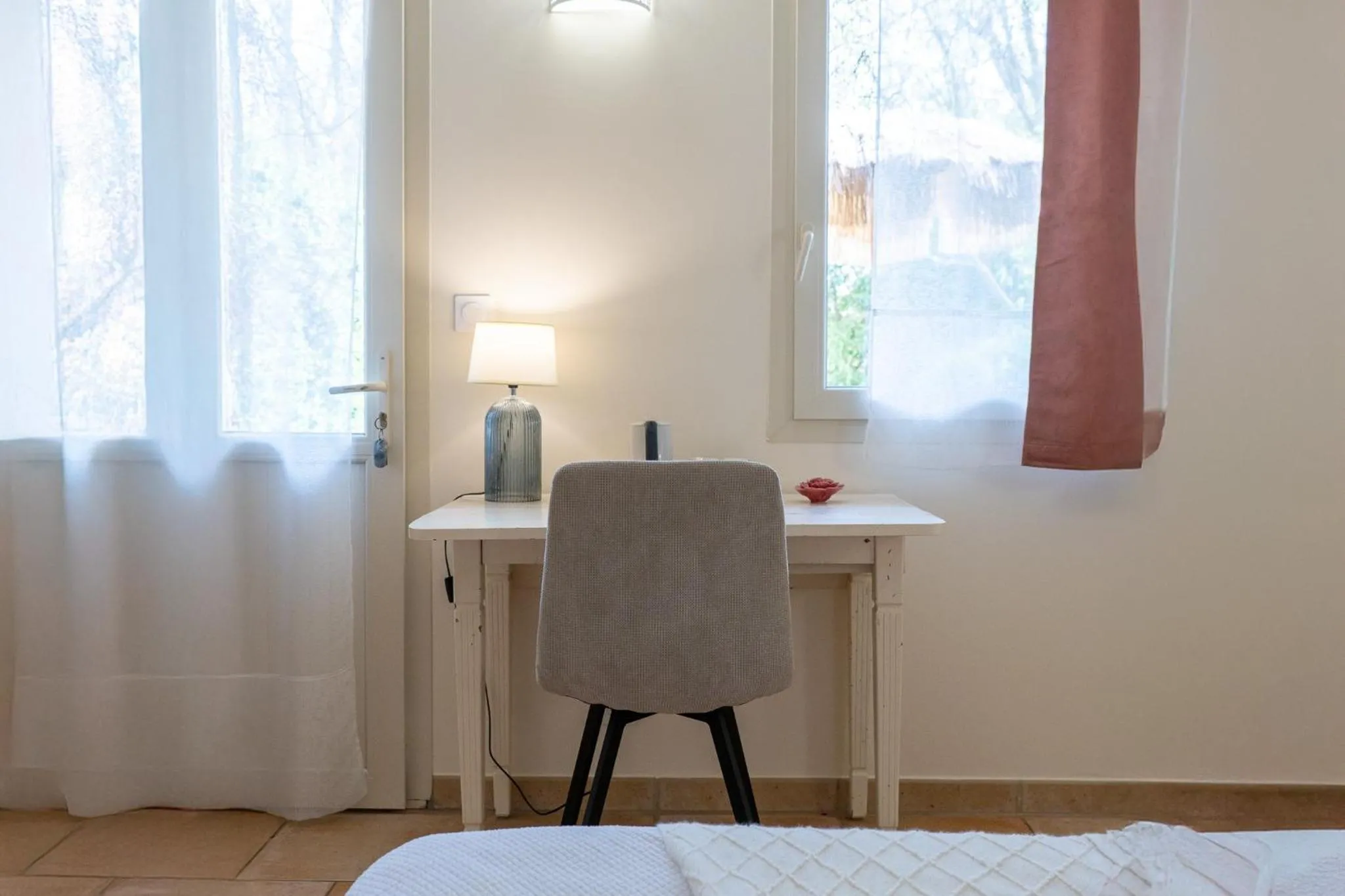 Living room, Bed in Le Mas Du Loup