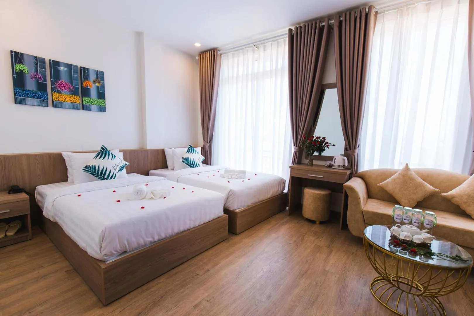 Bed in Ami Hotel Dalat