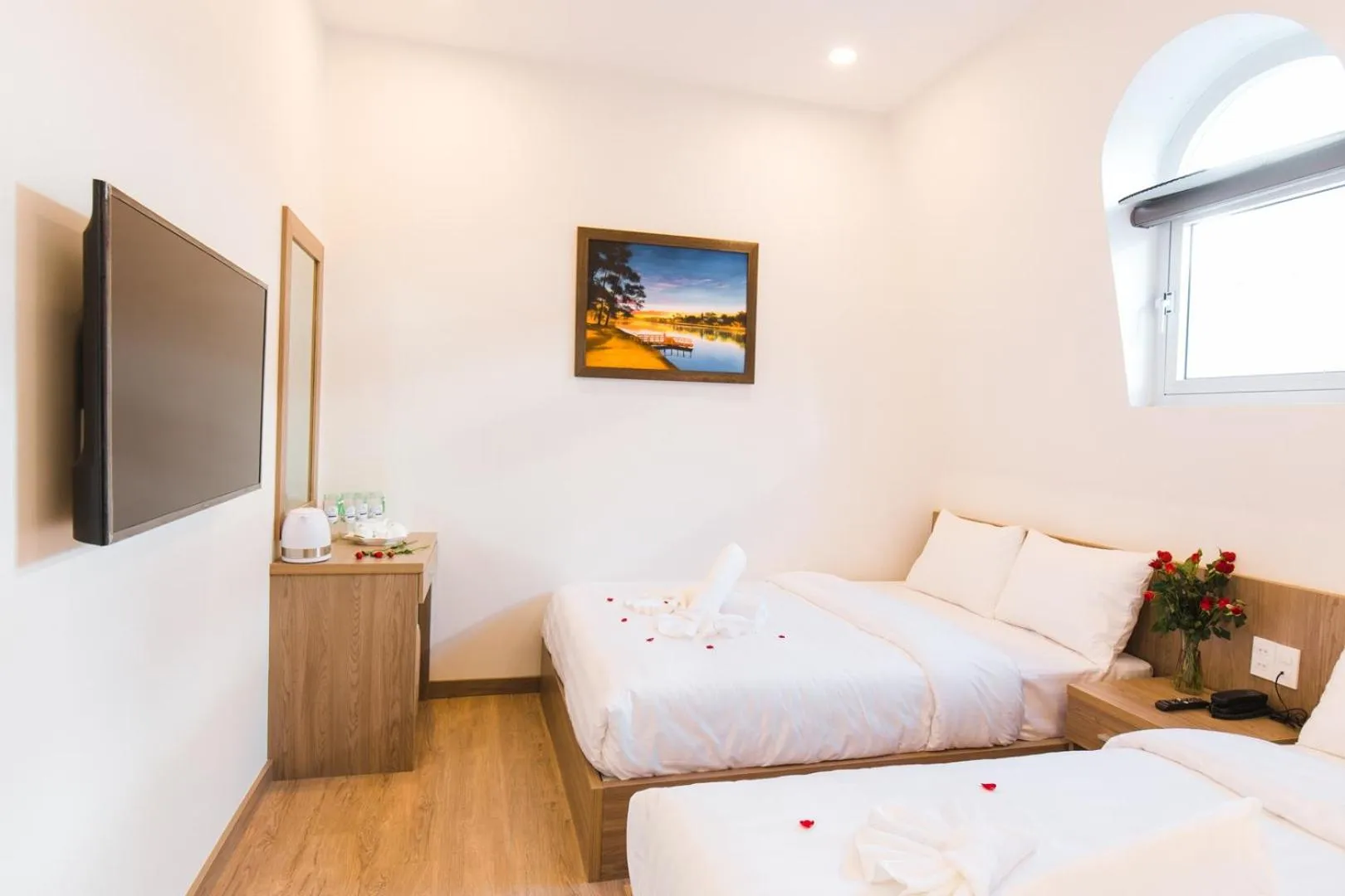 Bed in Ami Hotel Dalat