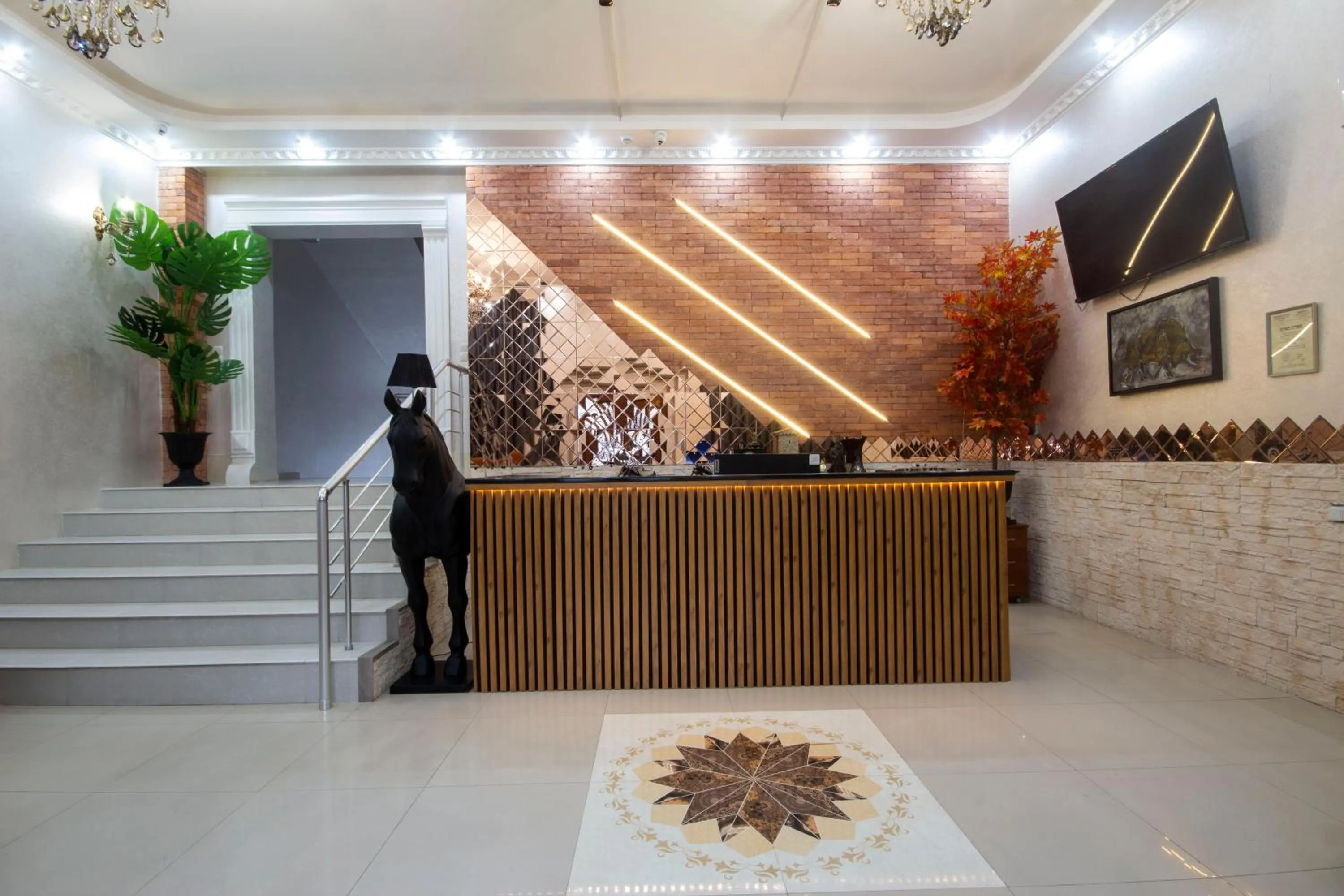 Lobby or reception in Kinor David Glatt Kosher Hotel