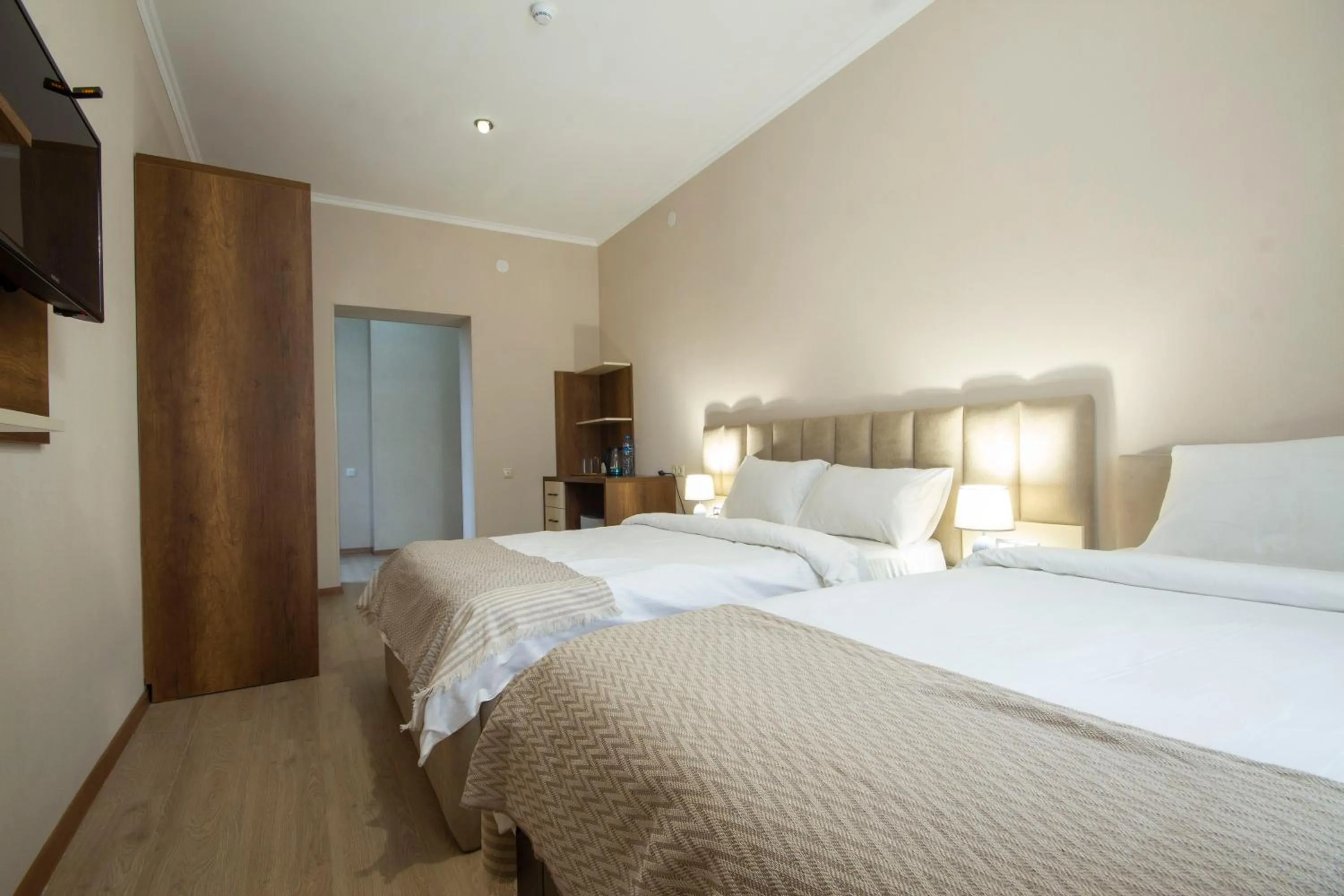 Bed in Kinor David Glatt Kosher Hotel