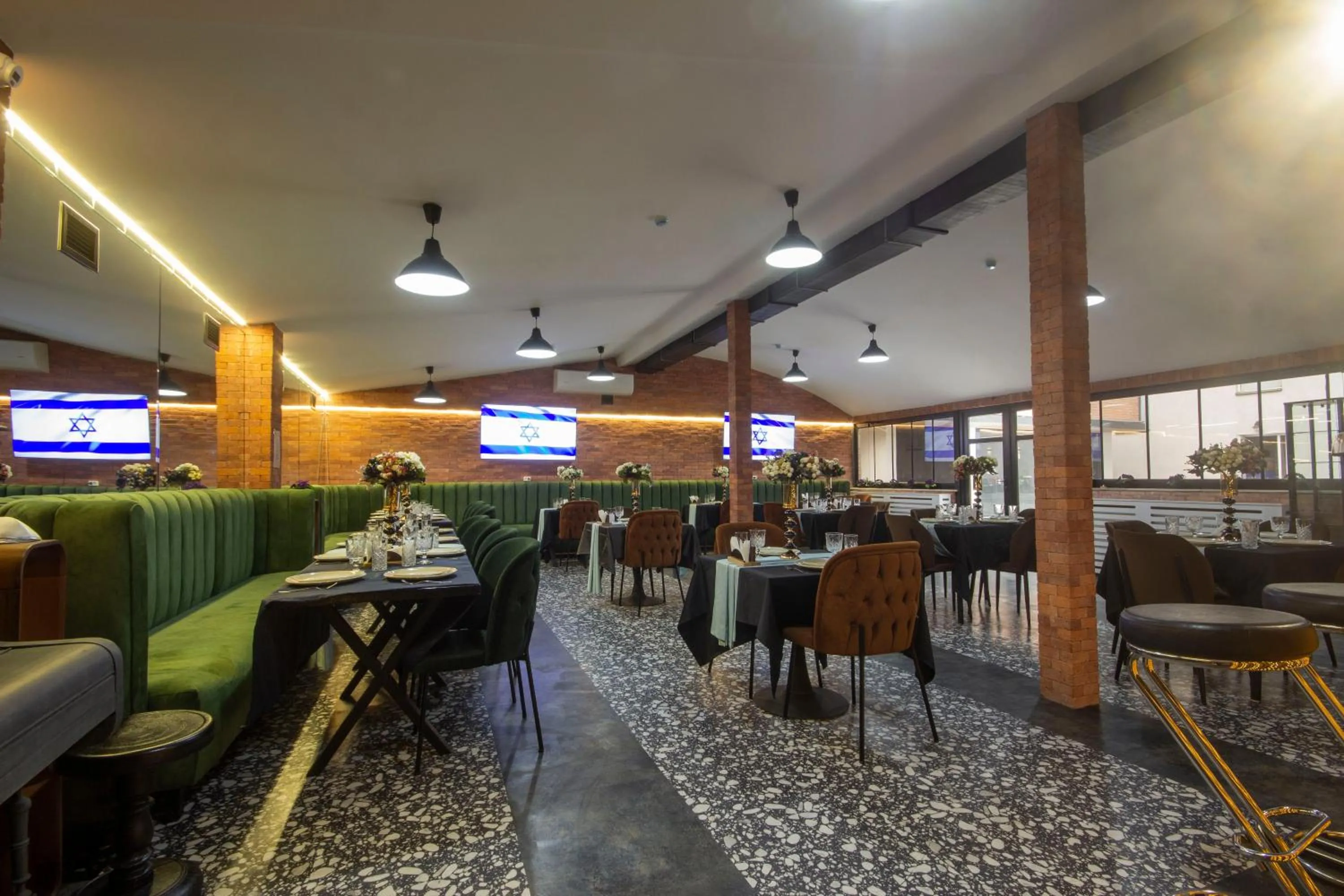 Restaurant/places to eat in Kinor David Glatt Kosher Hotel